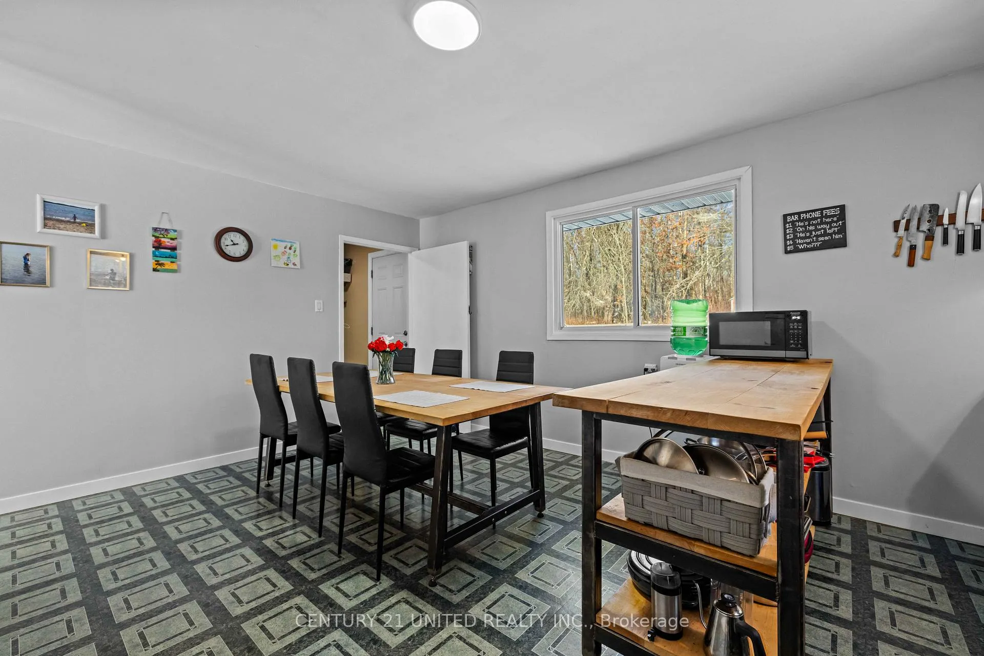 Photo 10 of 1100 Listowel Line, Selwyn — HOMEH