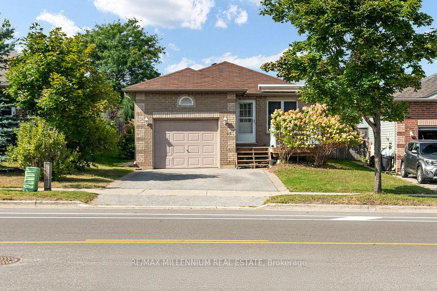 Photo 2 of 44 Hanmer Street E, Barrie, East Bayfield — HOMEH