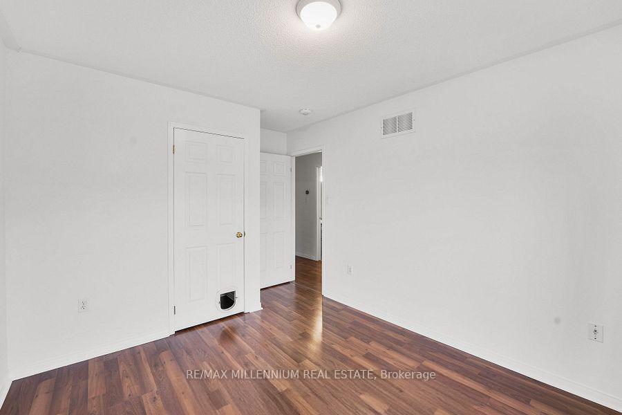 Photo 15 of 44 Hanmer Street E, Barrie, East Bayfield — HOMEH