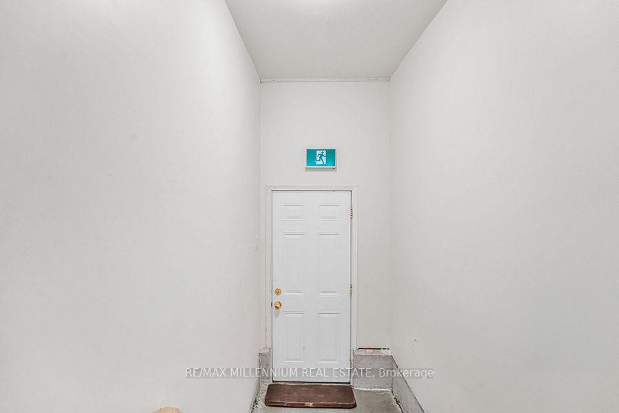 Photo 18 of 44 Hanmer Street E, Barrie, East Bayfield — HOMEH