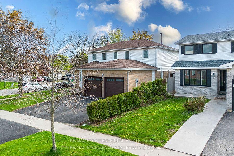 Photo 3 of 19 Mikado Crescent, Brampton, Central Park — HOMEH