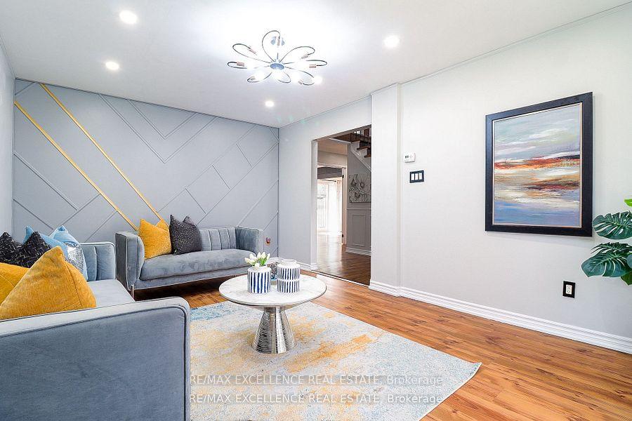 Photo 9 of 19 Mikado Crescent, Brampton, Central Park — HOMEH