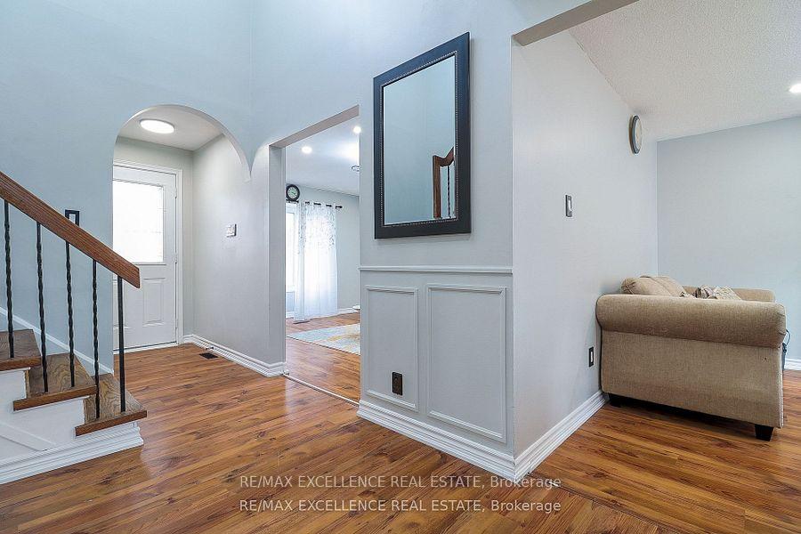 Photo 11 of 19 Mikado Crescent, Brampton, Central Park — HOMEH