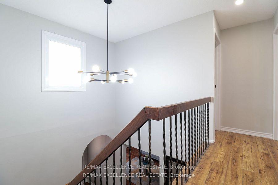 Photo 23 of 19 Mikado Crescent, Brampton, Central Park — HOMEH