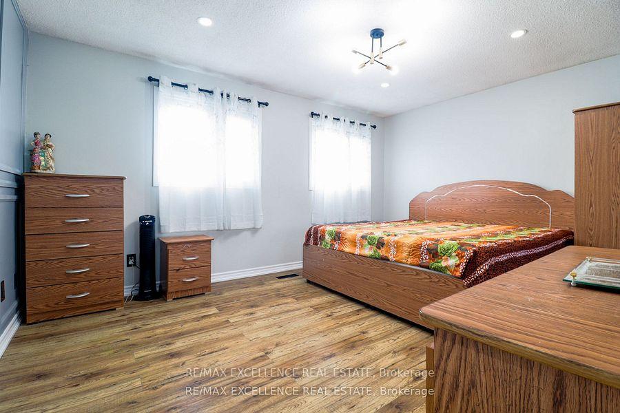 Photo 24 of 19 Mikado Crescent, Brampton, Central Park — HOMEH