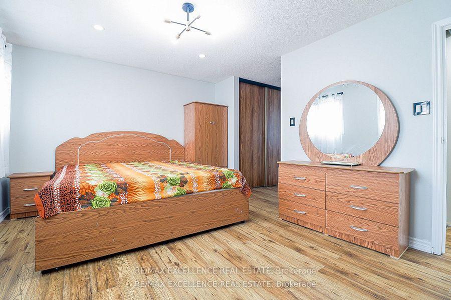 Photo 25 of 19 Mikado Crescent, Brampton, Central Park — HOMEH