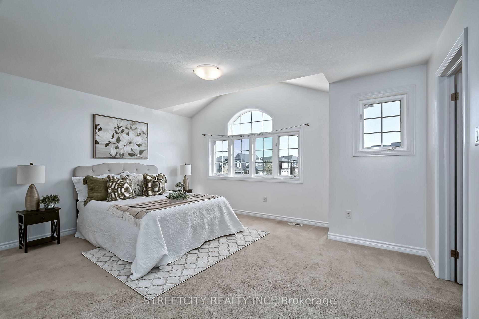 Photo 9 of 1966 Foxridge Crescent, London, North S — HOMEH