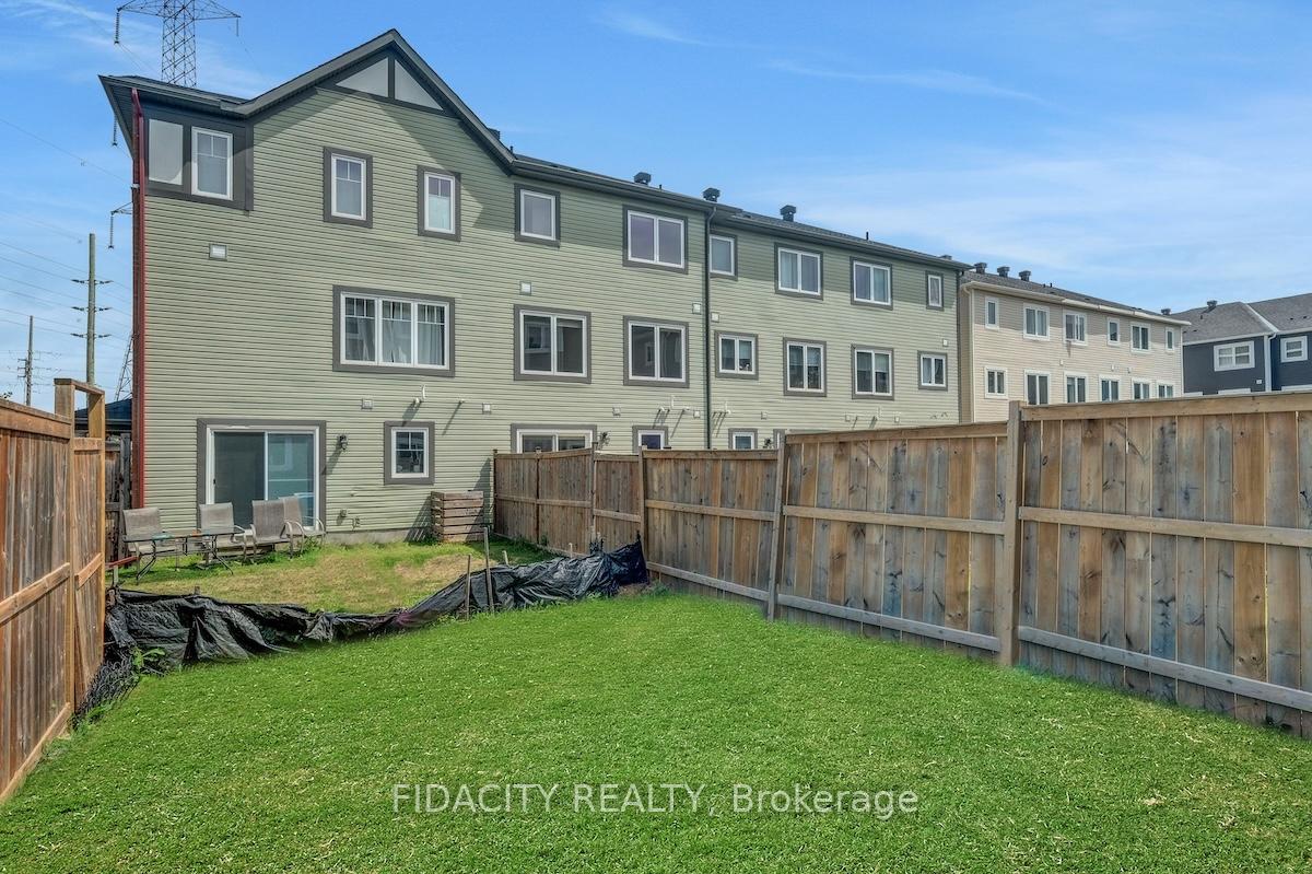 Photo 44 of 111 Gelderland Private, Ottawa, Kanata - Emerald Meadows/Trailwest — HOMEH