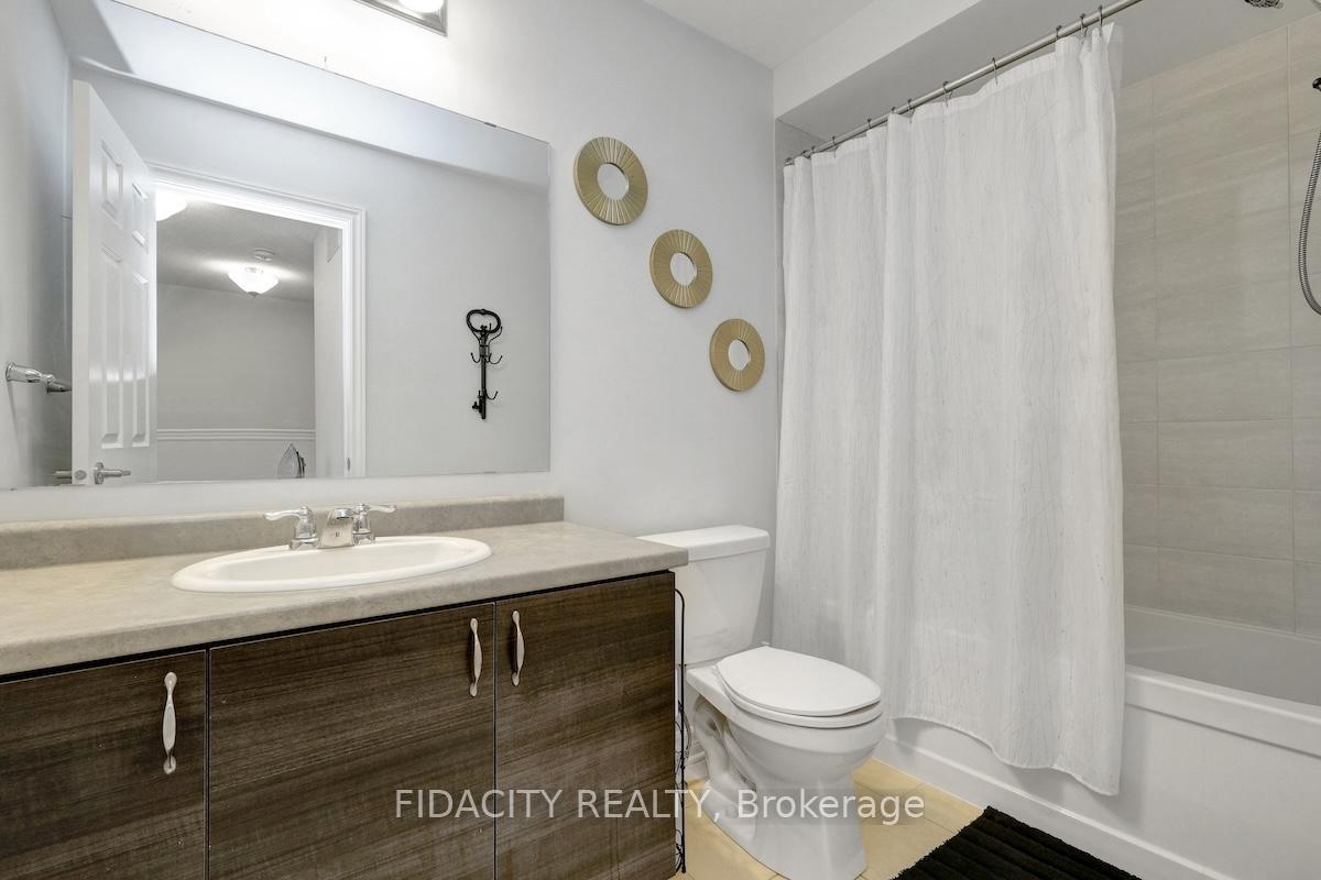 Photo 18 of 111 Gelderland Private, Ottawa, Kanata - Emerald Meadows/Trailwest — HOMEH