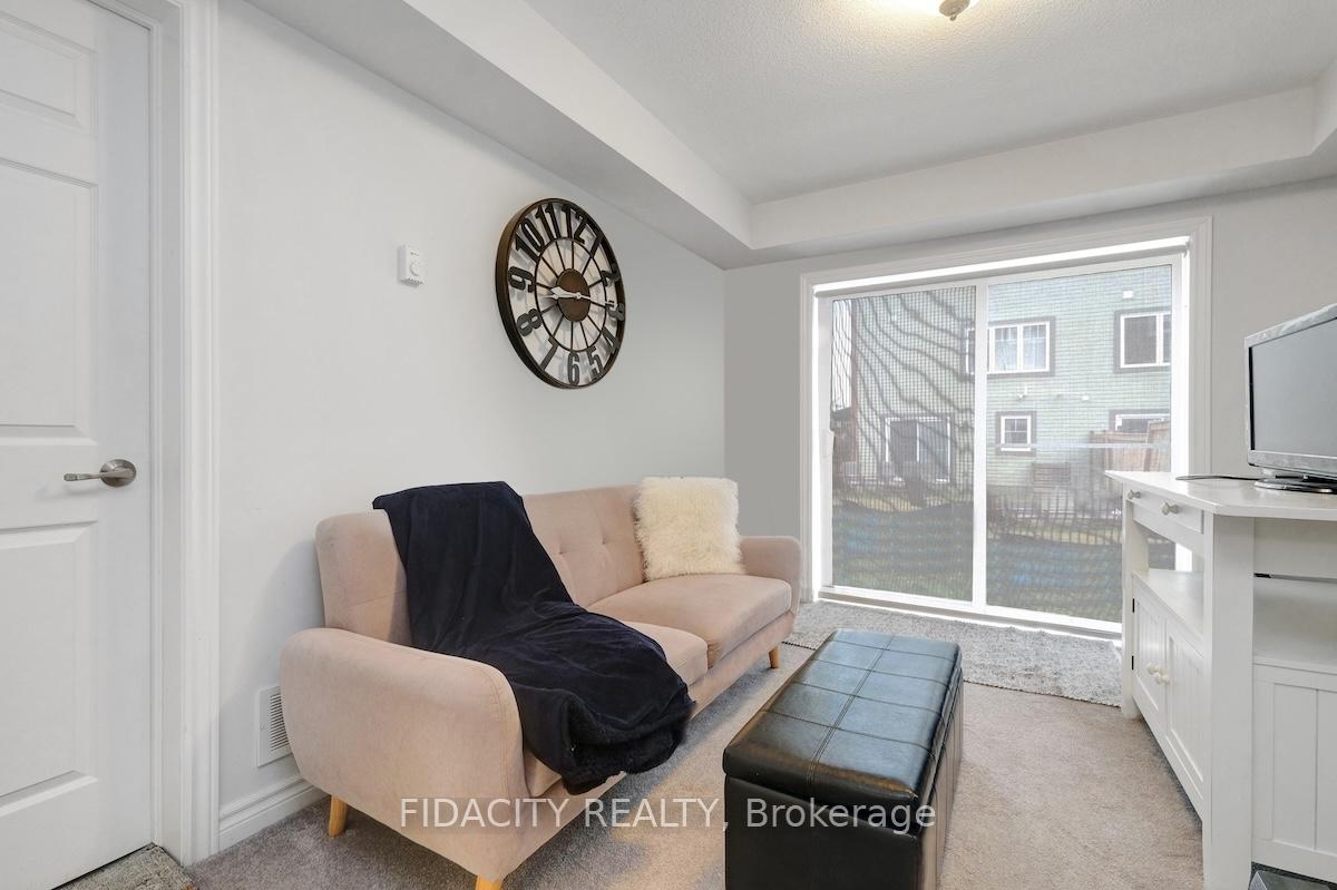 Photo 20 of 111 Gelderland Private, Ottawa, Kanata - Emerald Meadows/Trailwest — HOMEH