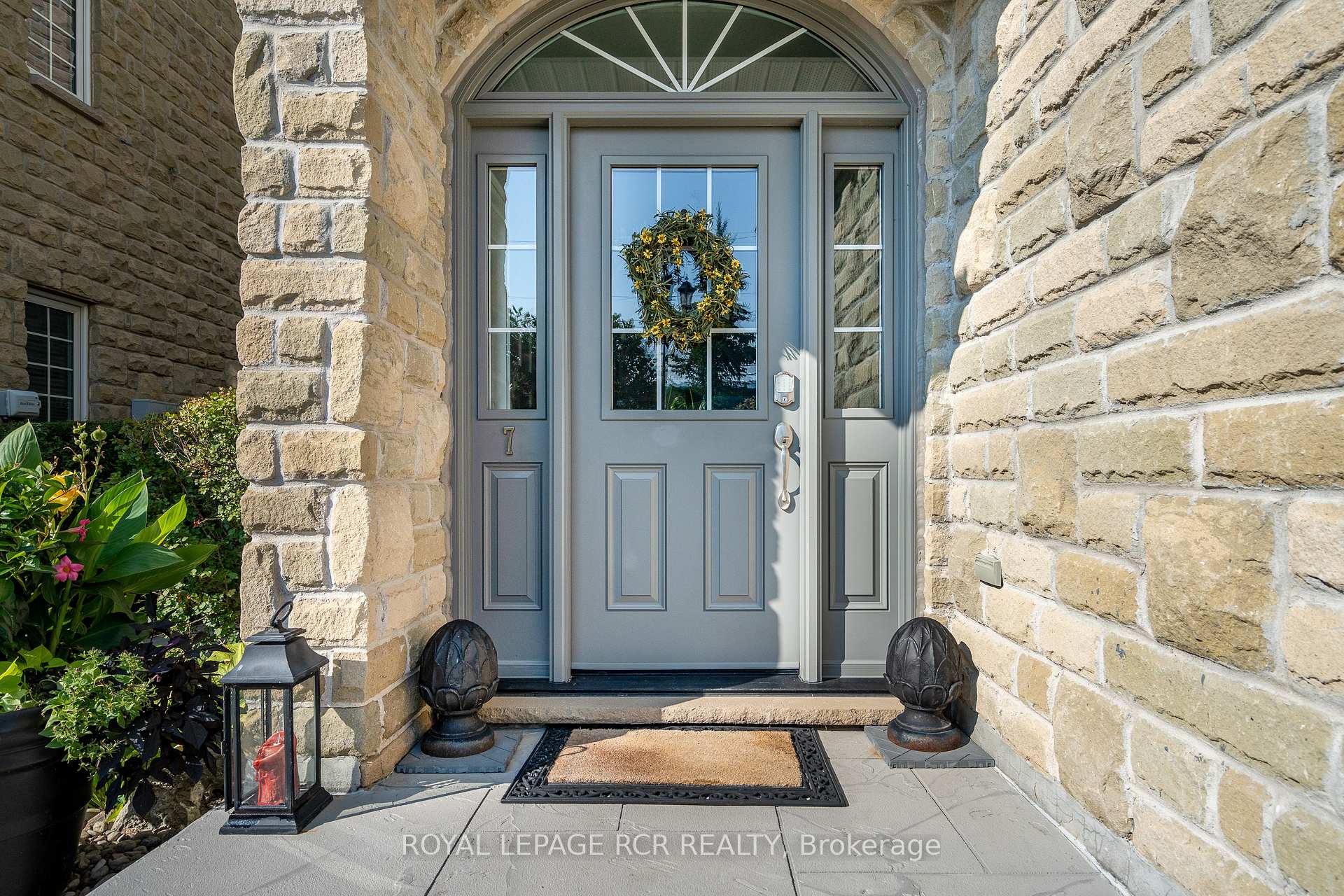 Photo 5 of Unit 7, 209707 Highway 26, Blue Mountains — HOMEH
