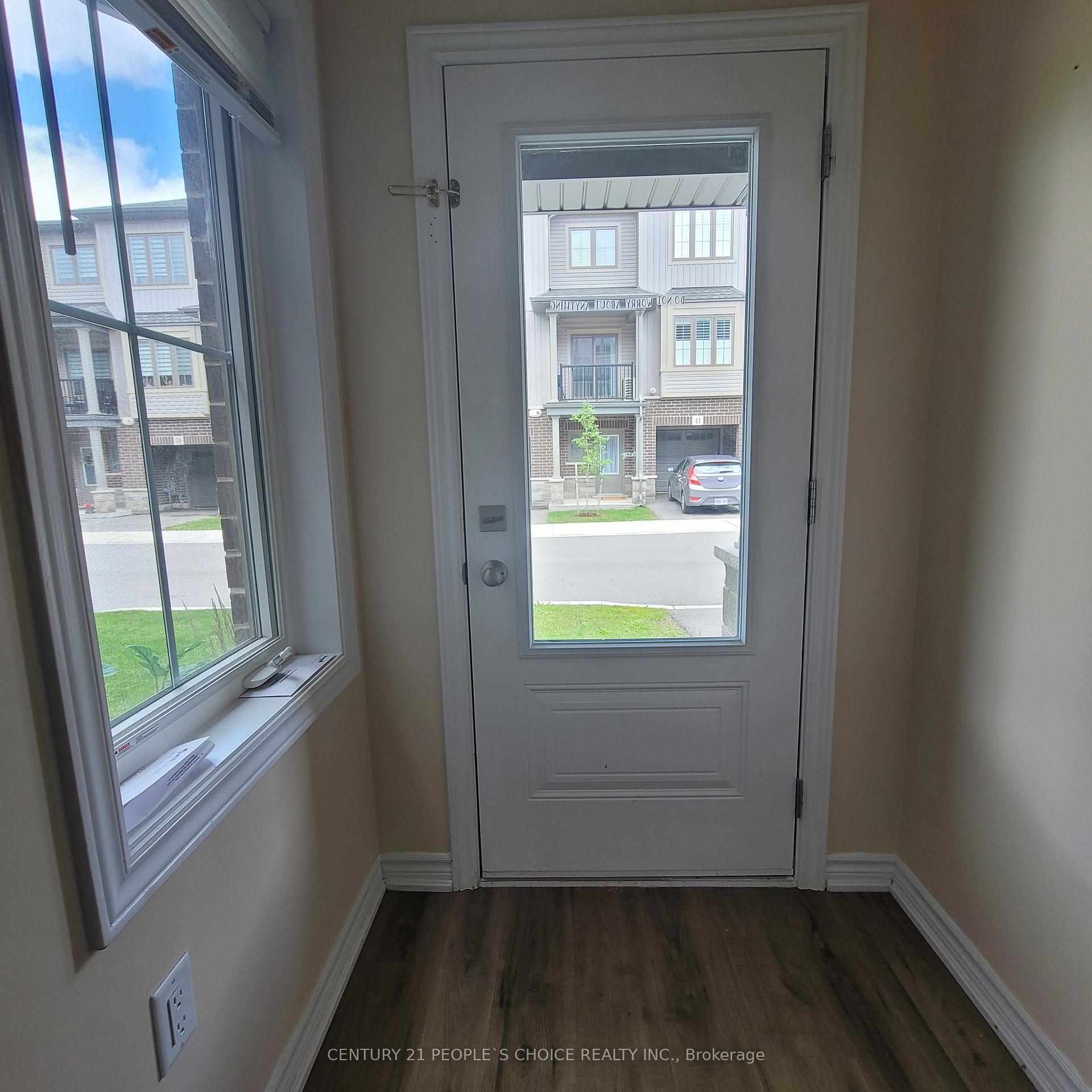 Photo 2 of Unit 30, 124 Compass Trail, Cambridge — HOMEH