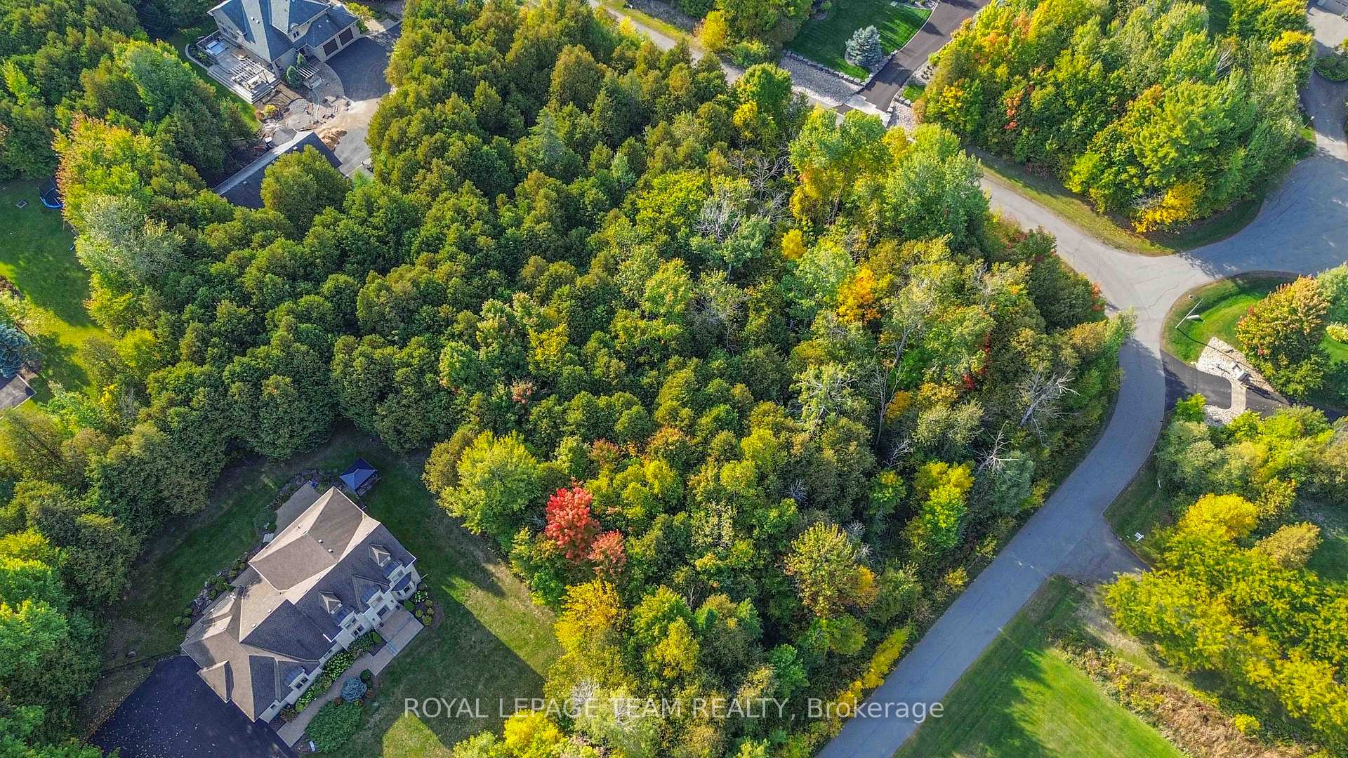 Photo 11 of 5871 Longhearth Way, Ottawa, Manotick East to Manotick Station — HOMEH