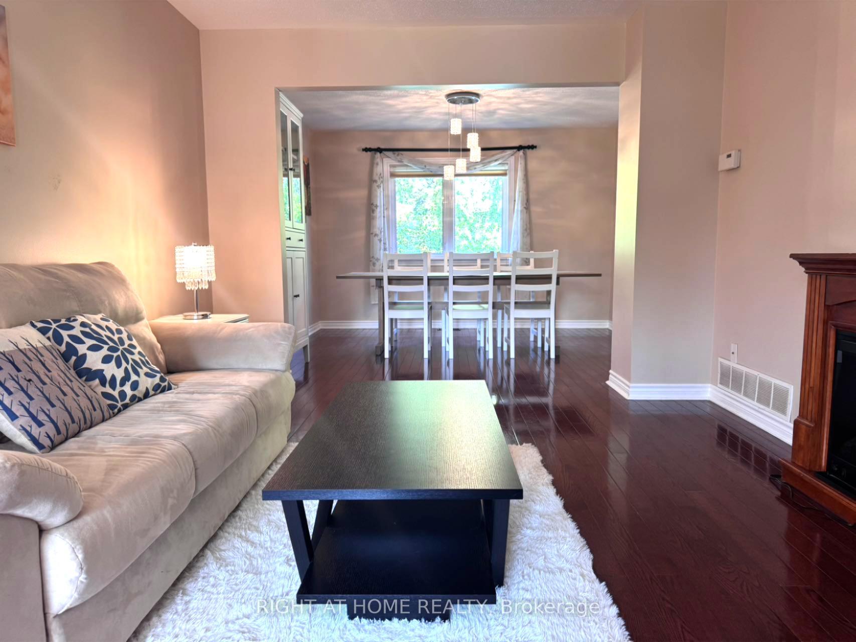 Photo 6 of 155 Springwater Drive, Ottawa, Kanata - Bridlewood — HOMEH
