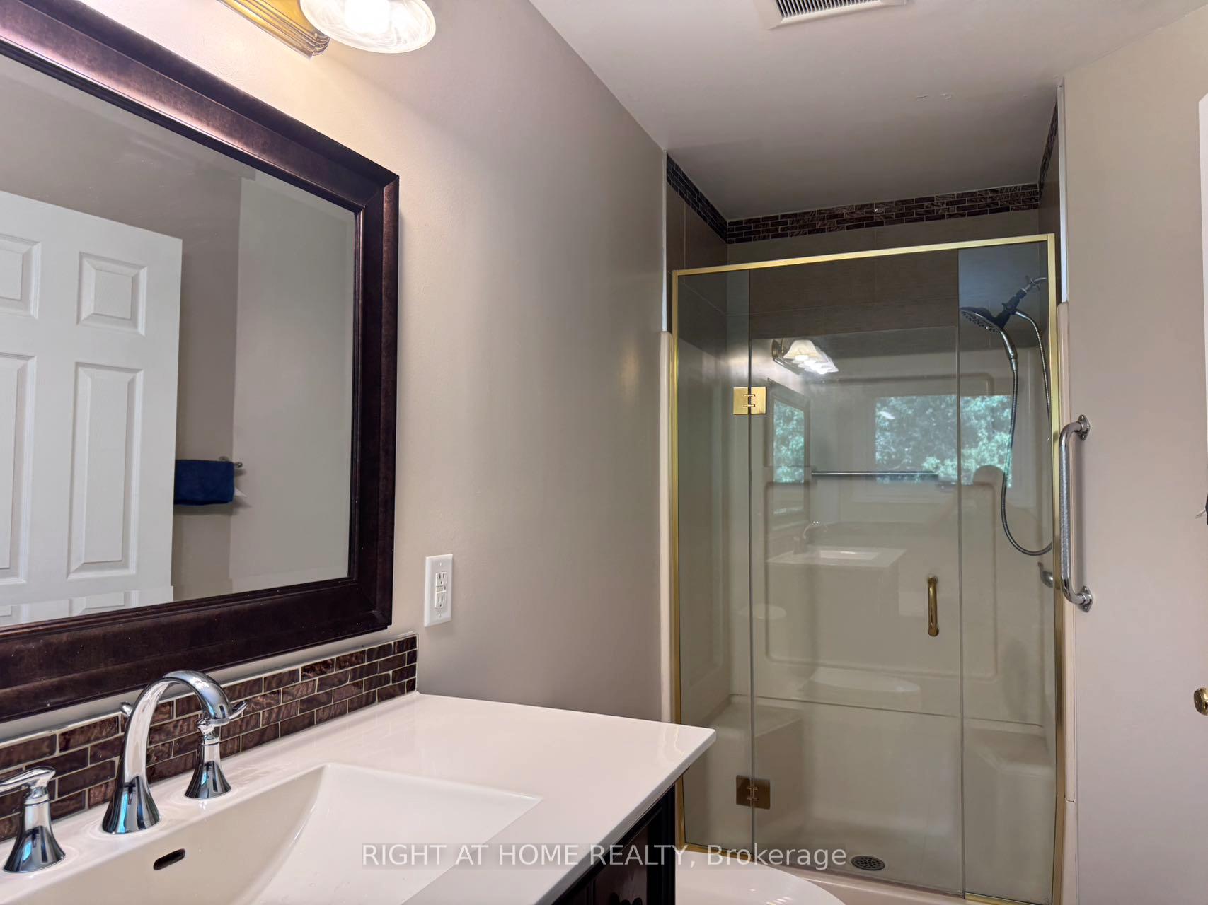 Photo 27 of 155 Springwater Drive, Ottawa, Kanata - Bridlewood — HOMEH