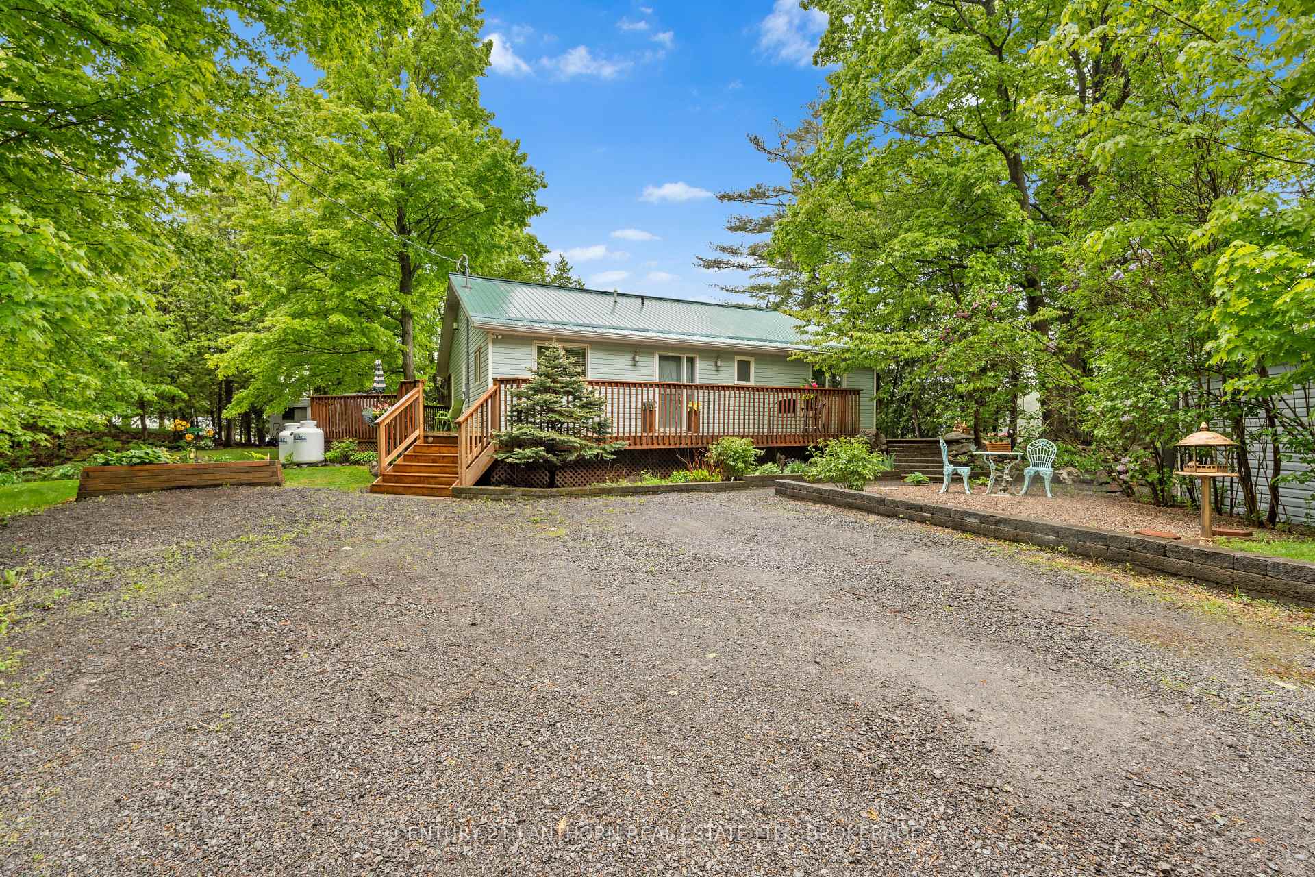 Photo 1 of 1114 Storms Lane, Frontenac, Frontenac South — HOMEH