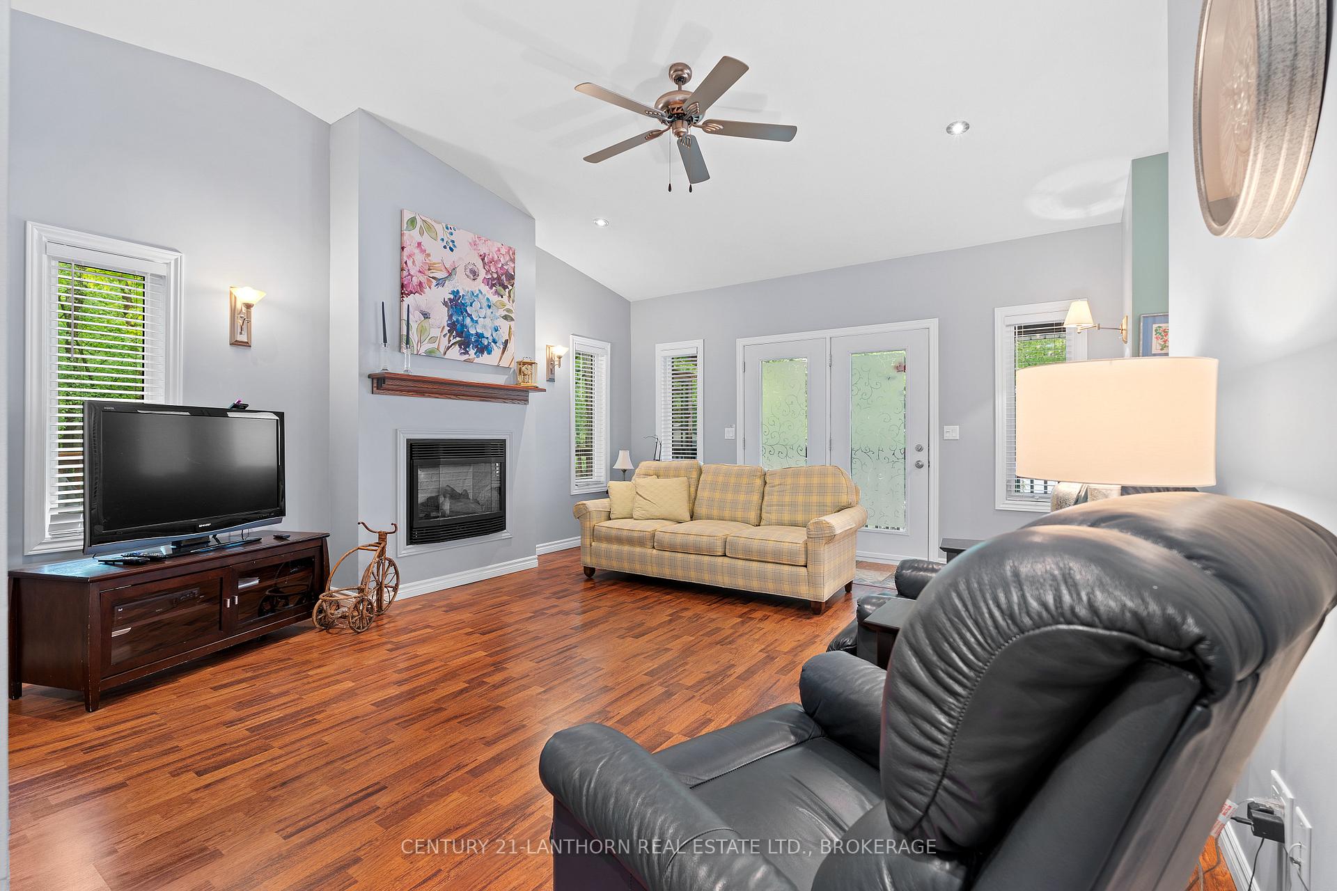 Photo 6 of 1114 Storms Lane, Frontenac, Frontenac South — HOMEH