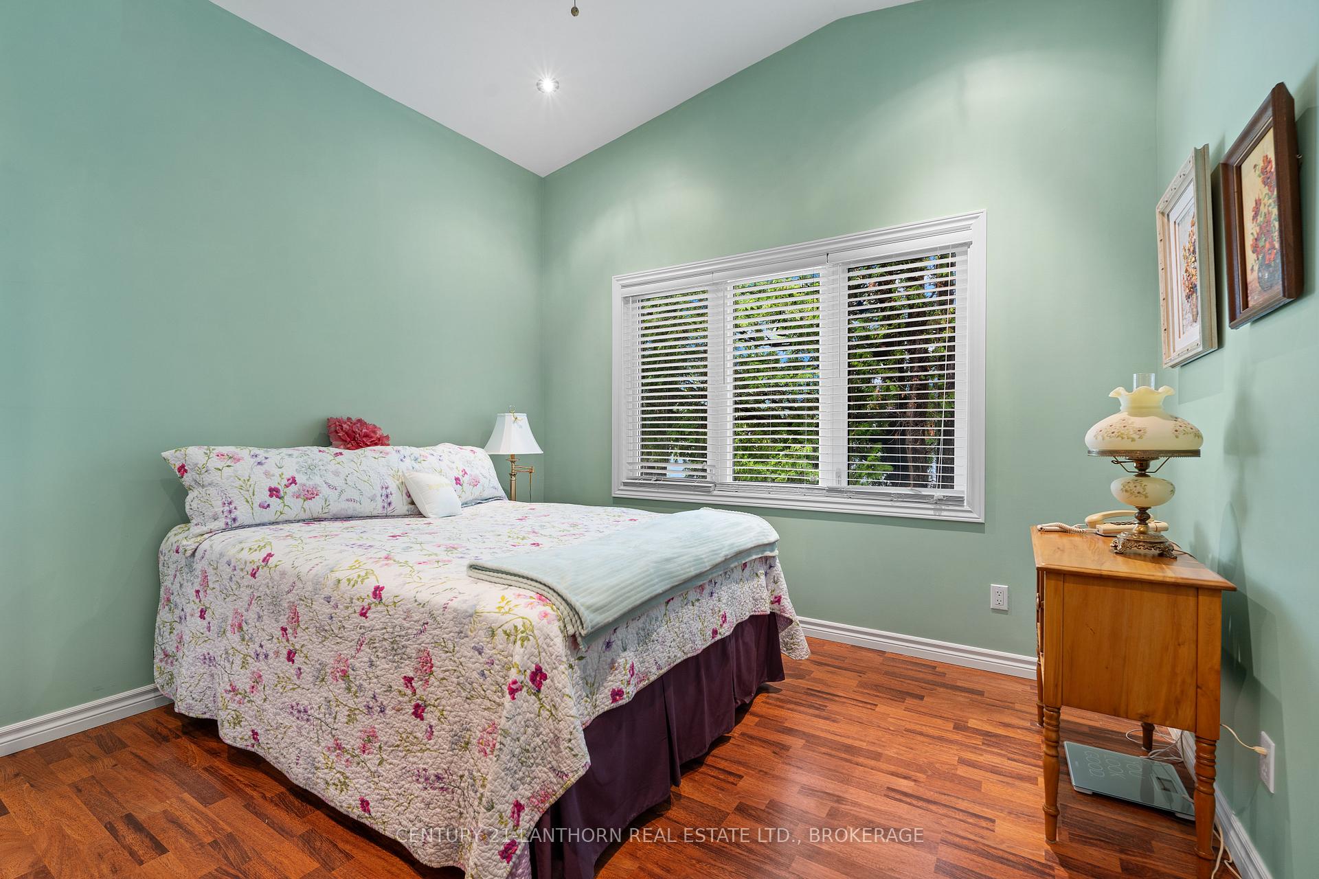 Photo 21 of 1114 Storms Lane, Frontenac, Frontenac South — HOMEH