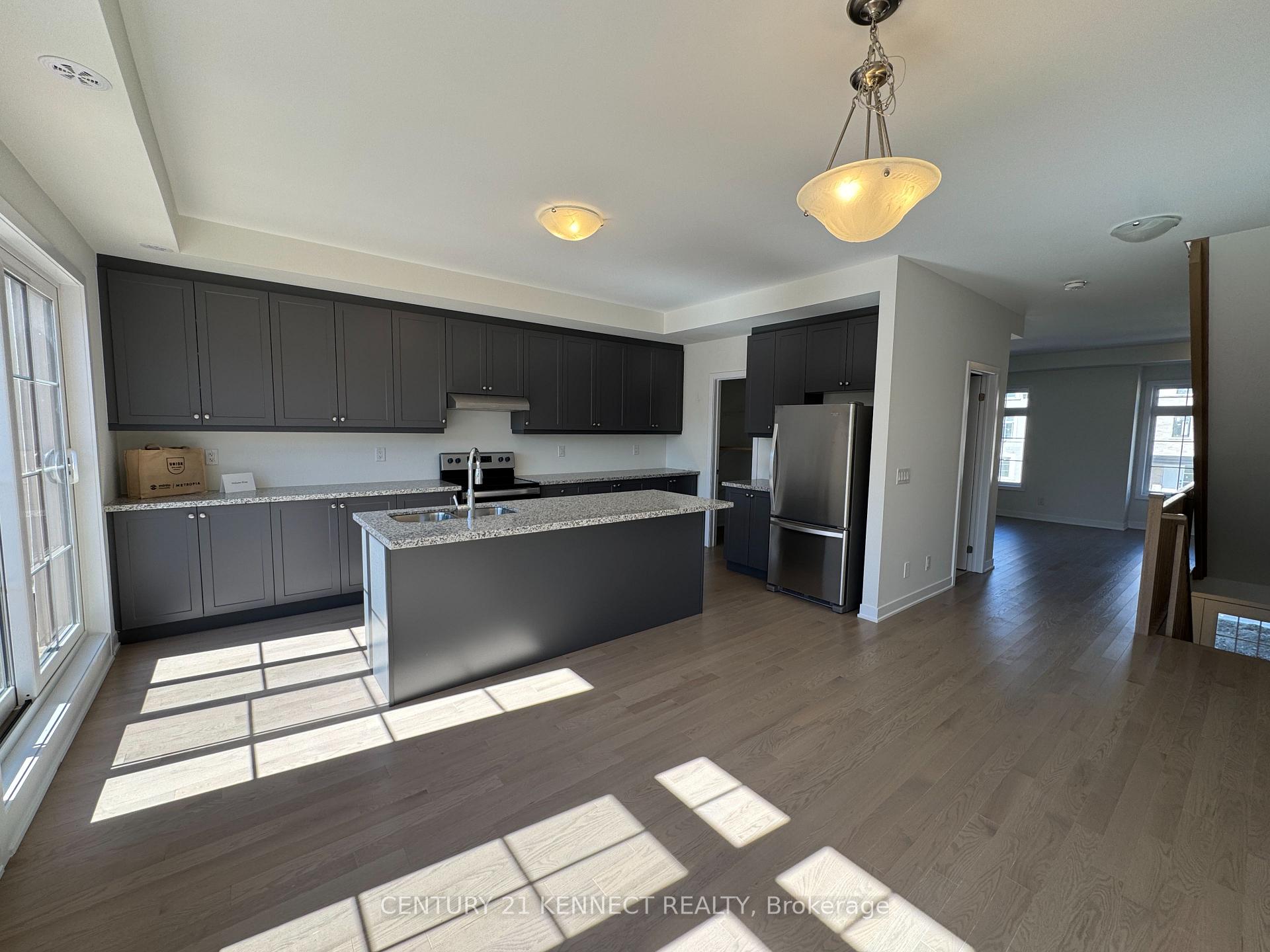 Photo 13 of 51 York Downs Boulevard, Markham, Angus Glen — HOMEH