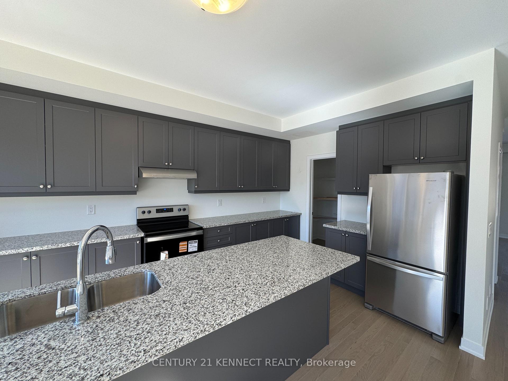 Photo 16 of 51 York Downs Boulevard, Markham, Angus Glen — HOMEH