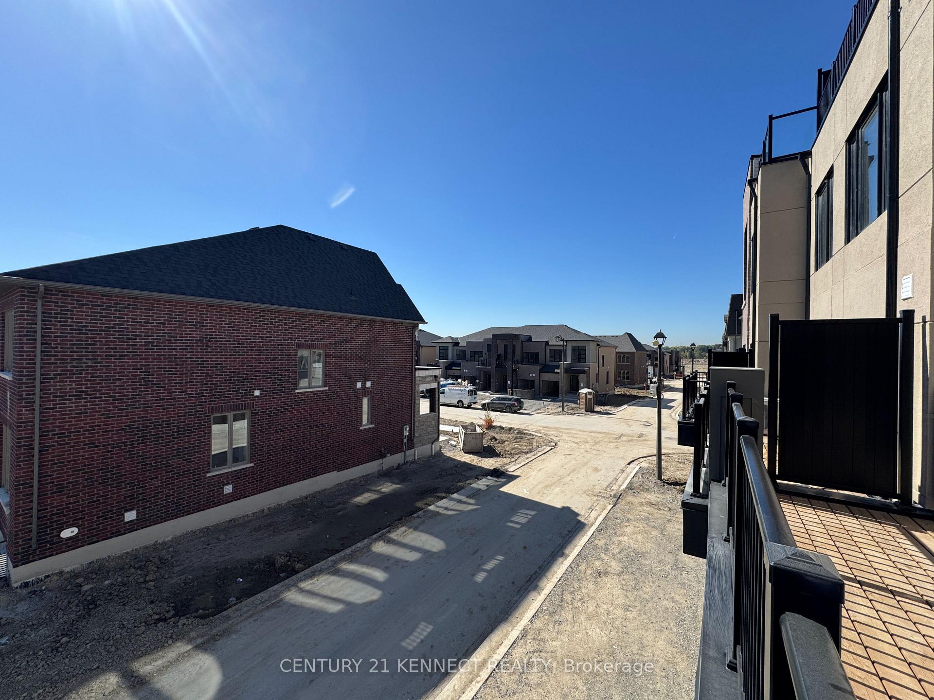 Photo 19 of 51 York Downs Boulevard, Markham, Angus Glen — HOMEH