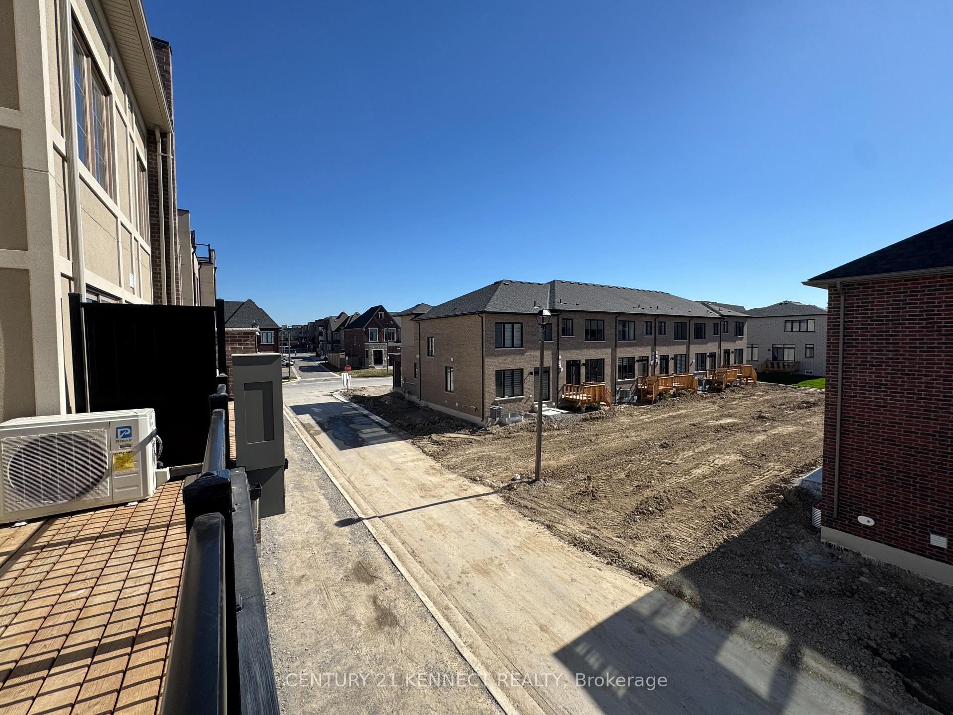 Photo 20 of 51 York Downs Boulevard, Markham, Angus Glen — HOMEH