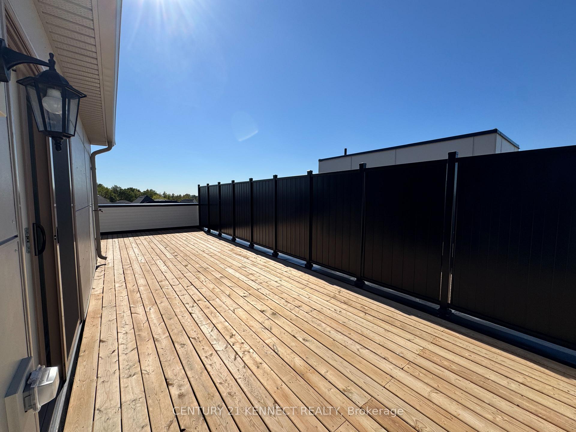 Photo 33 of 51 York Downs Boulevard, Markham, Angus Glen — HOMEH