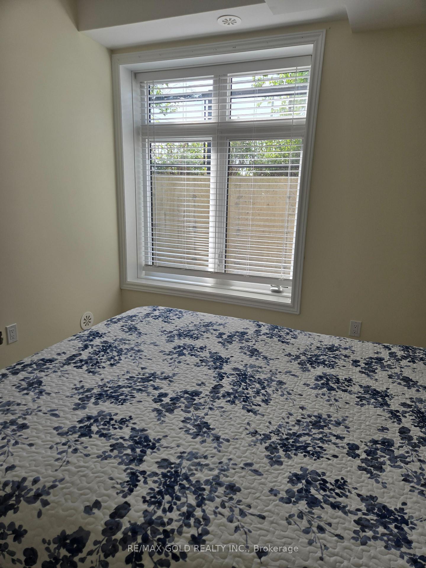 Photo 10 of Unit 202, 30 Halliford Place, Brampton, Brampton East — HOMEH