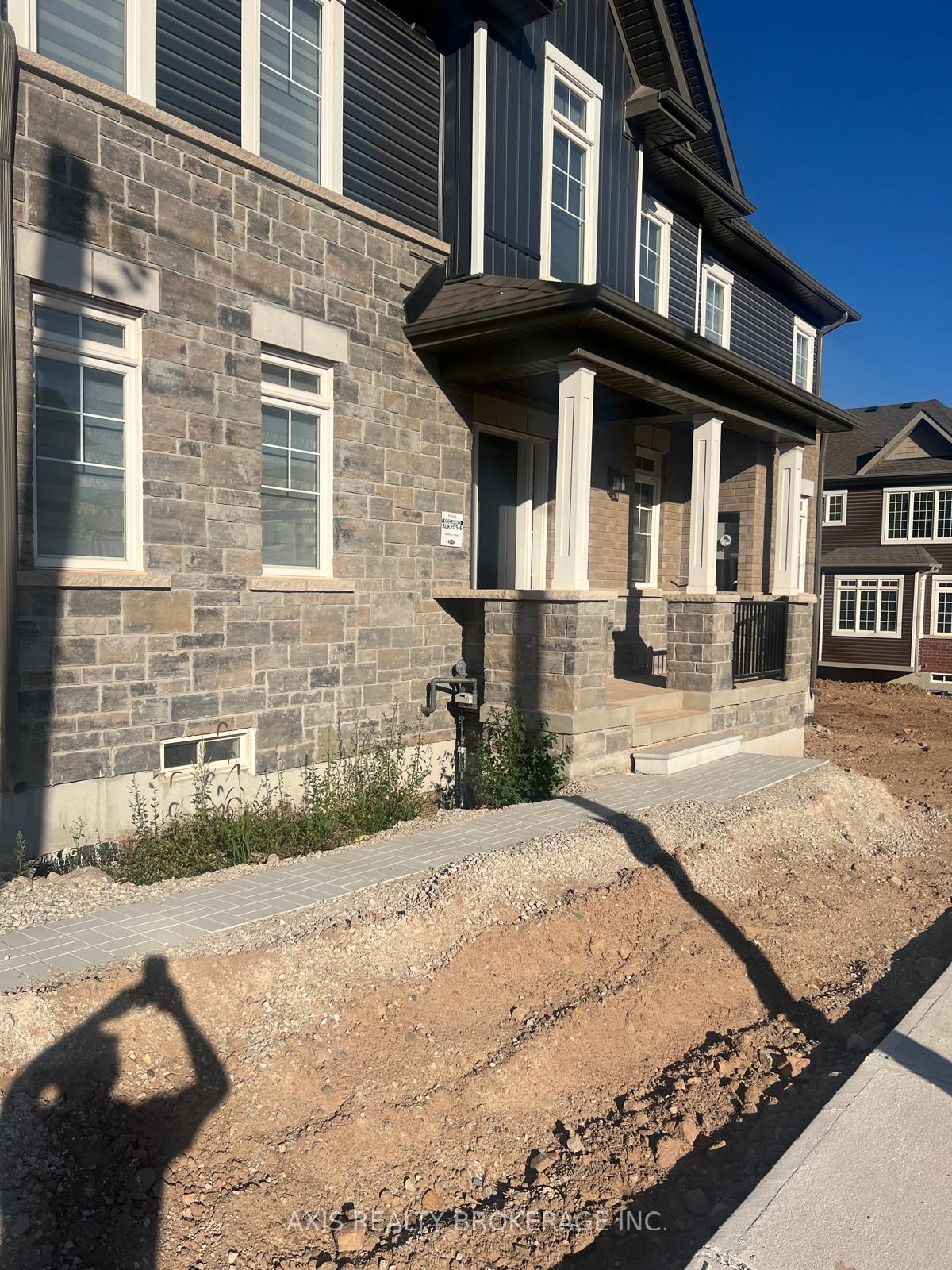 Photo 2 of 109 Mcgill Avenue, Erin — HOMEH