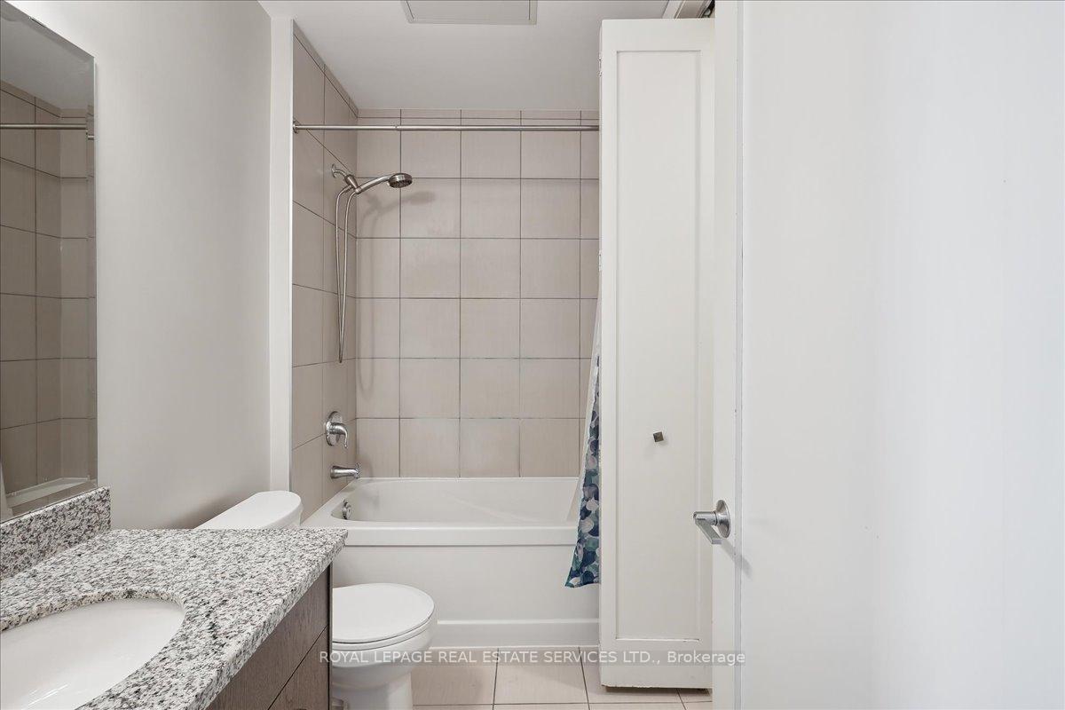 Photo 21 of Unit 920, 118 King Street E, Hamilton, Beasley — HOMEH