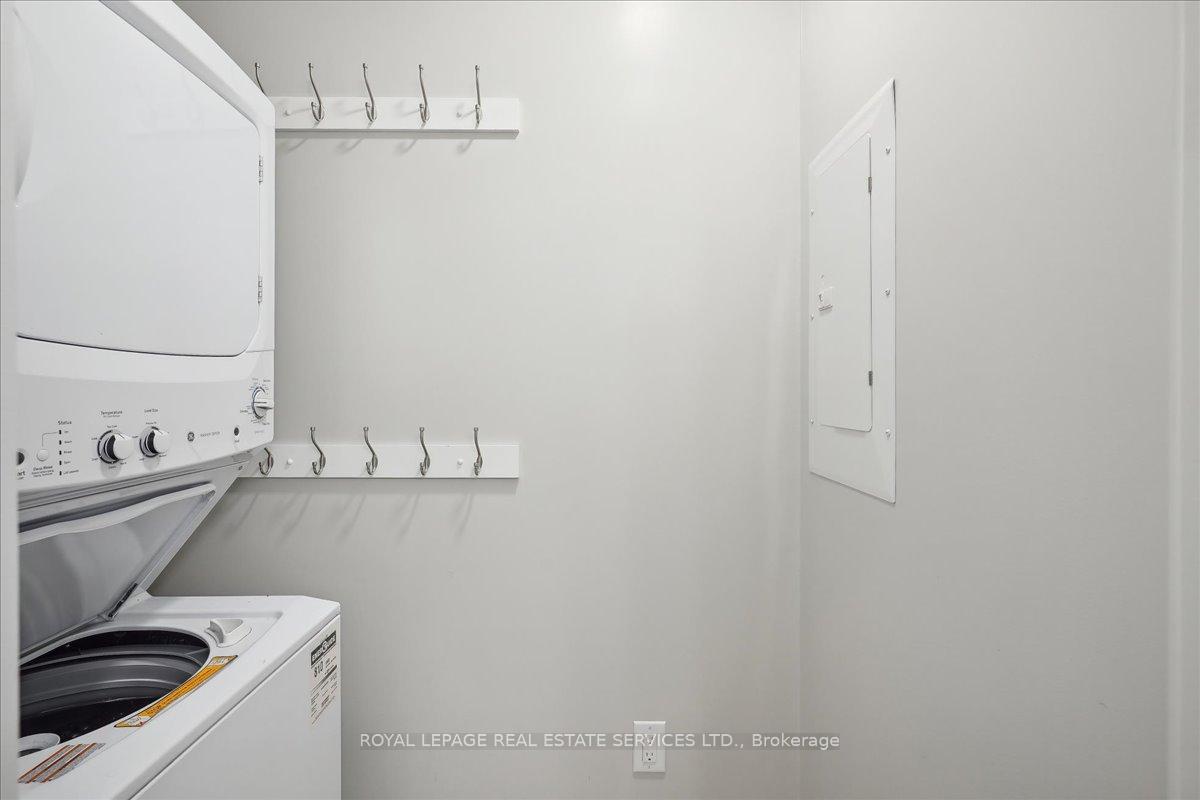 Photo 22 of Unit 920, 118 King Street E, Hamilton, Beasley — HOMEH