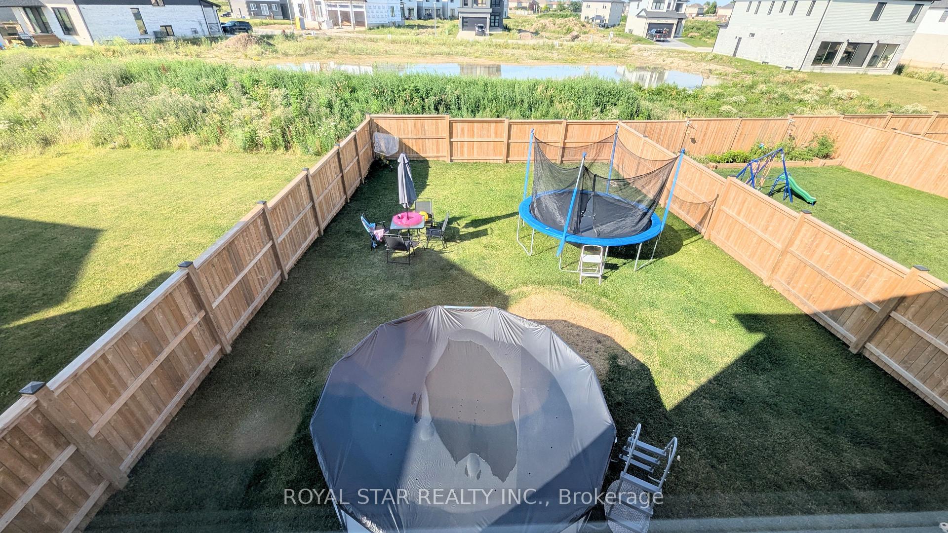 Photo 23 of 1971 Evans Boulevard, London, South U — HOMEH