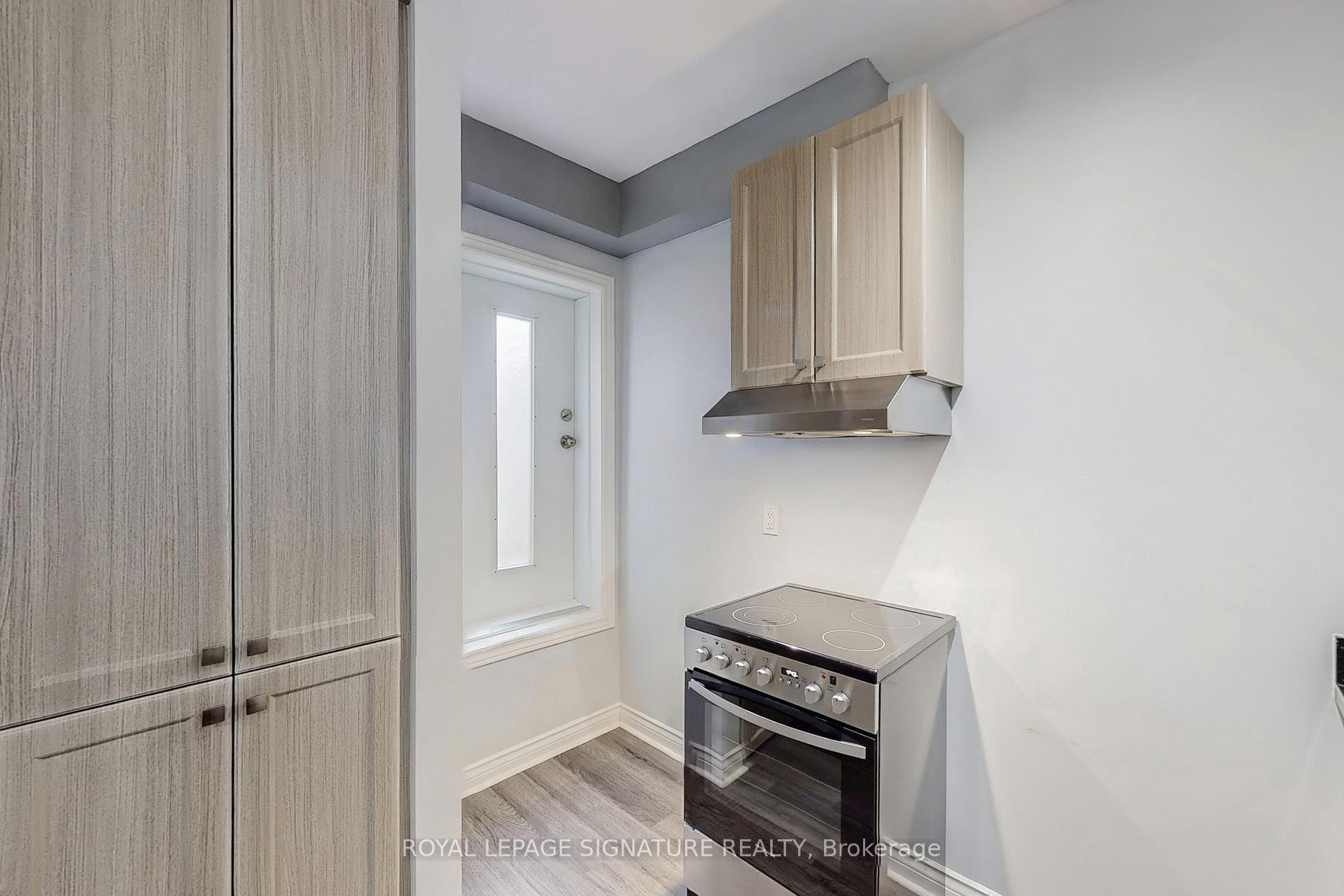 Photo 9 of Unit 1, 427 Danforth Avenue, Toronto, North Riverdale — HOMEH