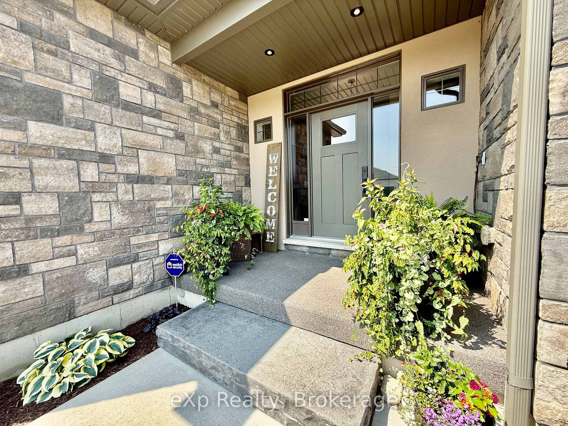 Photo 8 of 150 17th A Avenue, Hanover — HOMEH