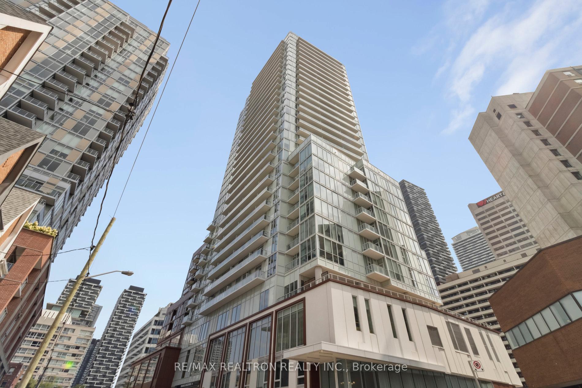 Photo 1 of Unit 2207, 33 Helendale Avenue, Toronto, Yonge-Eglinton — HOMEH
