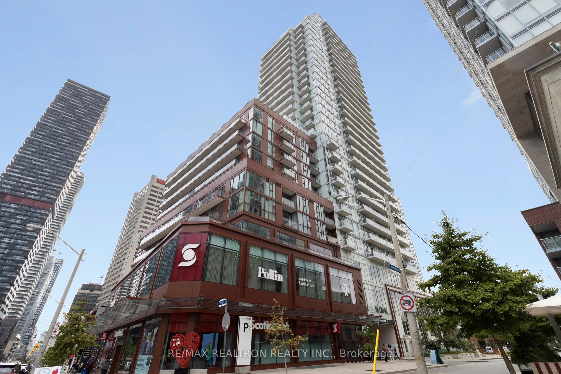 Photo 3 of Unit 2207, 33 Helendale Avenue, Toronto, Yonge-Eglinton — HOMEH
