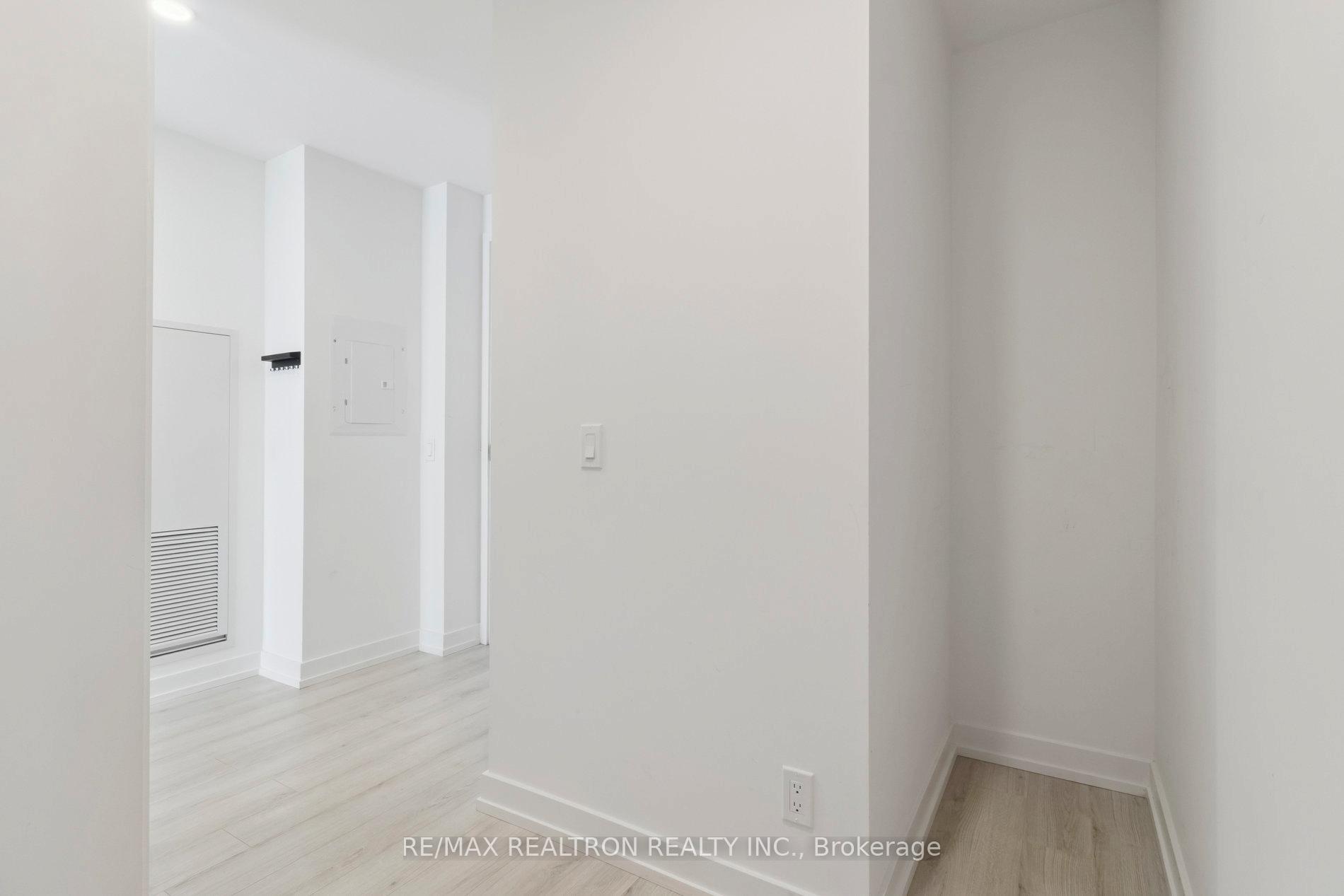 Photo 16 of Unit 2207, 33 Helendale Avenue, Toronto, Yonge-Eglinton — HOMEH