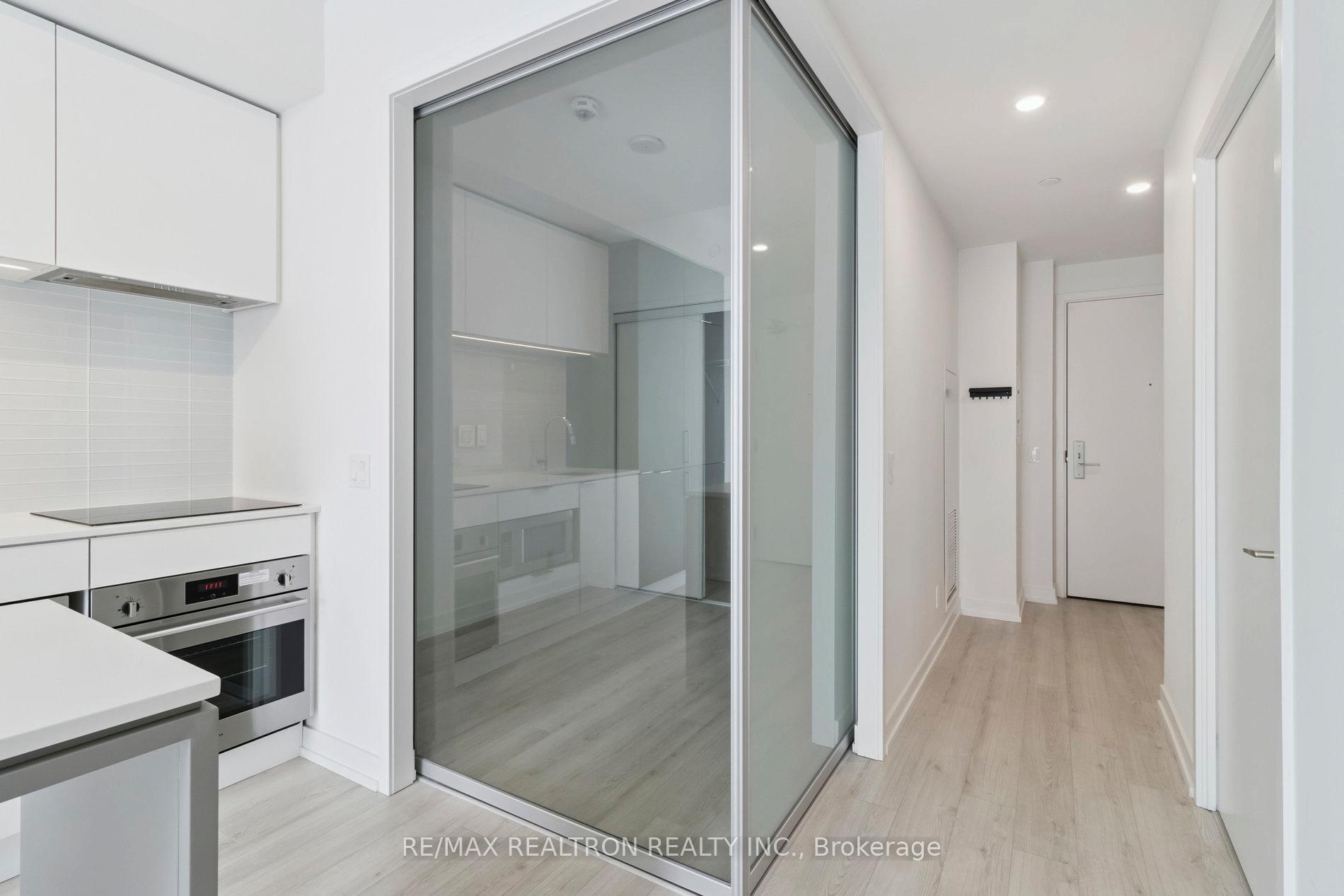 Photo 19 of Unit 2207, 33 Helendale Avenue, Toronto, Yonge-Eglinton — HOMEH