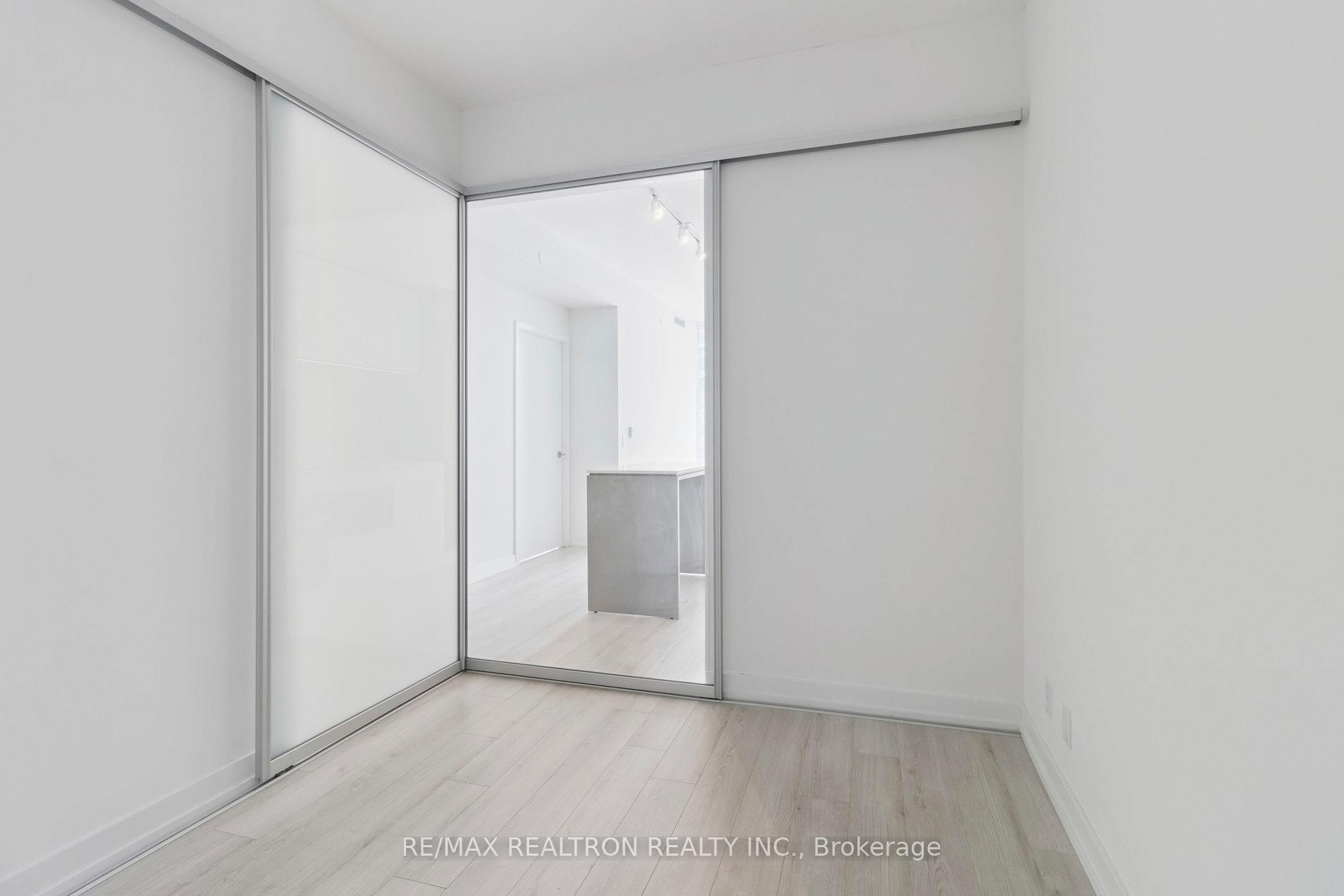Photo 22 of Unit 2207, 33 Helendale Avenue, Toronto, Yonge-Eglinton — HOMEH