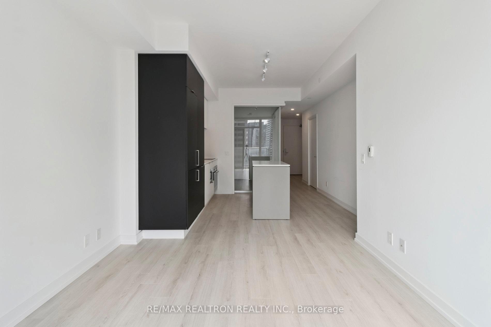 Photo 31 of Unit 2207, 33 Helendale Avenue, Toronto, Yonge-Eglinton — HOMEH