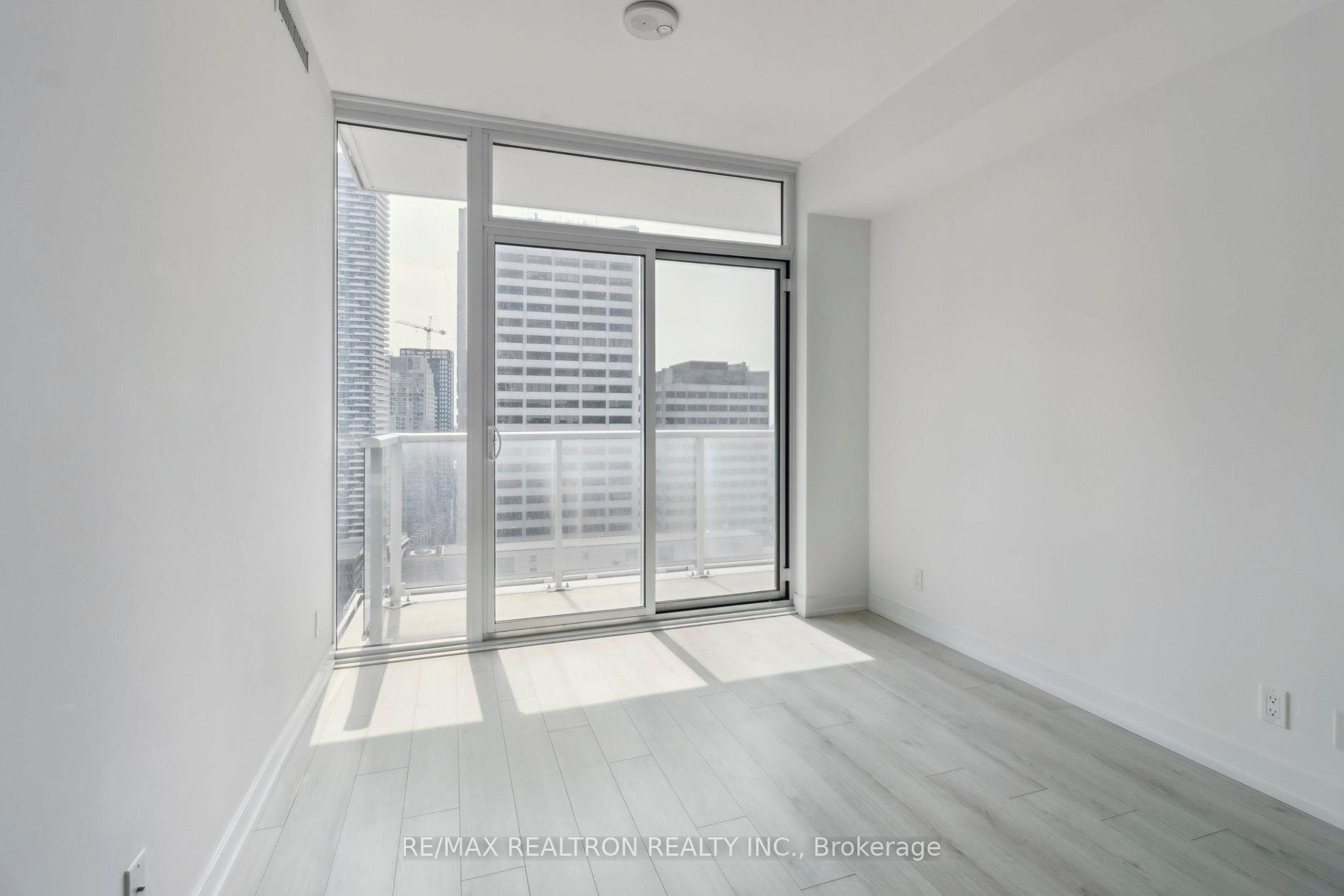 Photo 35 of Unit 2207, 33 Helendale Avenue, Toronto, Yonge-Eglinton — HOMEH
