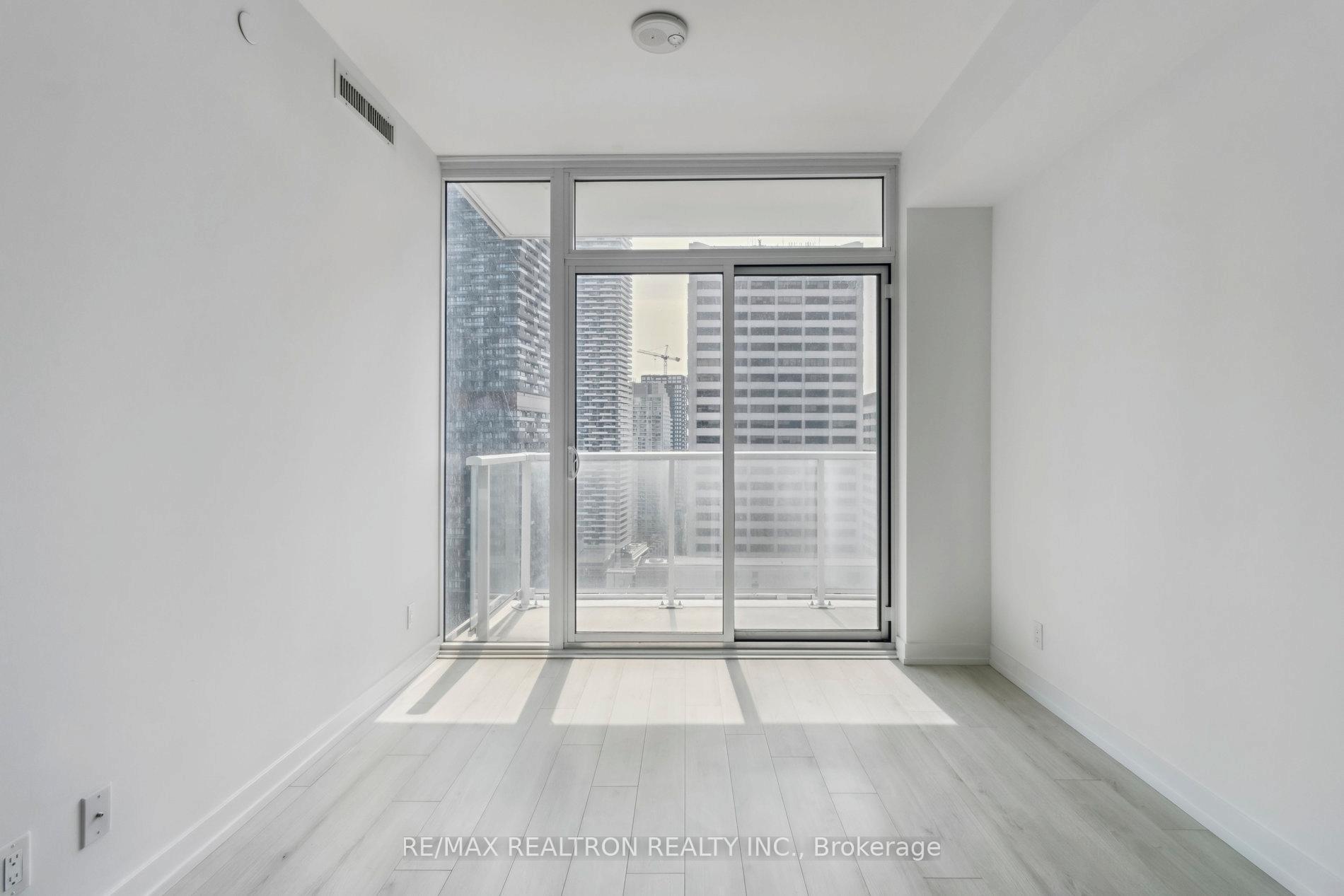 Photo 36 of Unit 2207, 33 Helendale Avenue, Toronto, Yonge-Eglinton — HOMEH