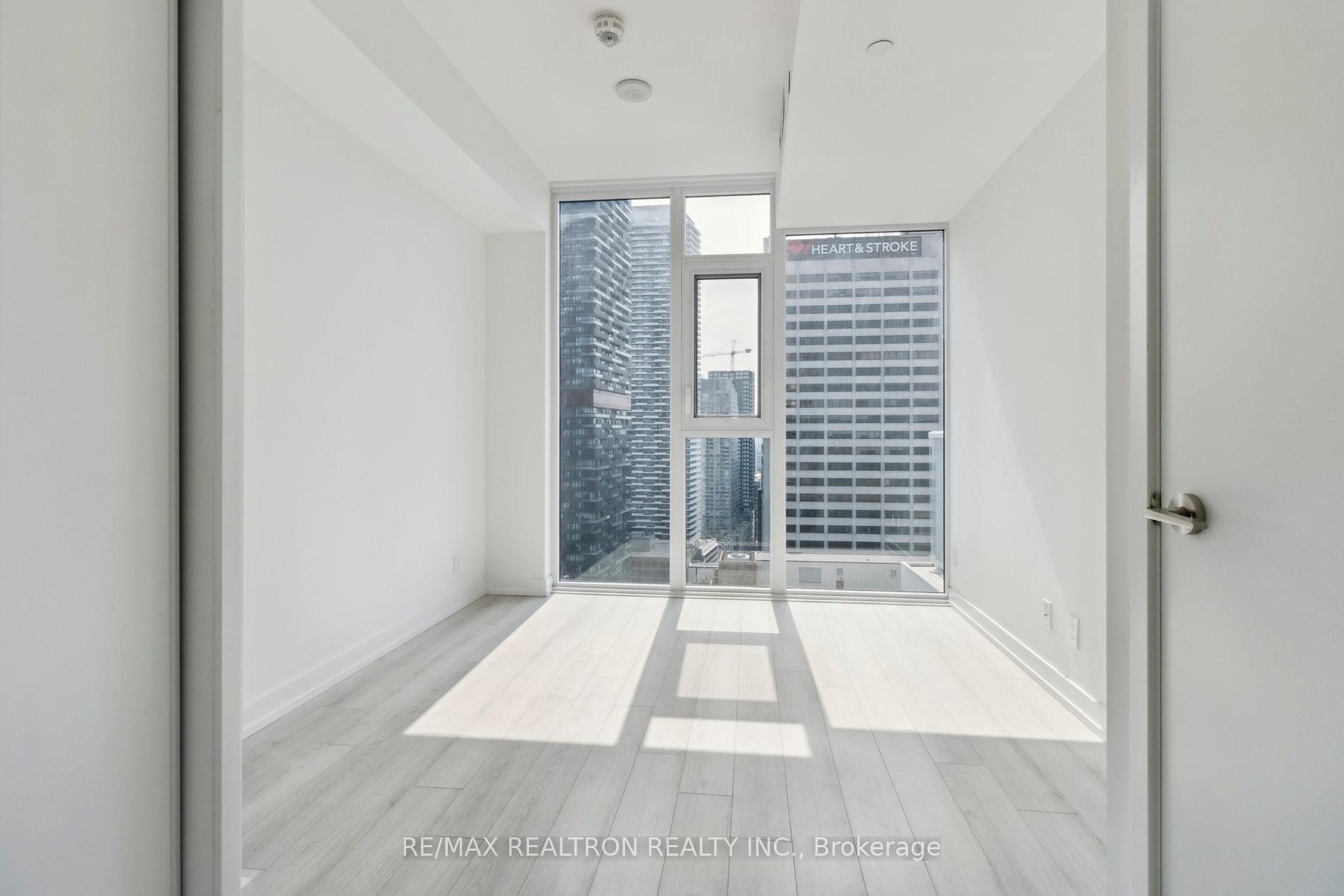 Photo 39 of Unit 2207, 33 Helendale Avenue, Toronto, Yonge-Eglinton — HOMEH