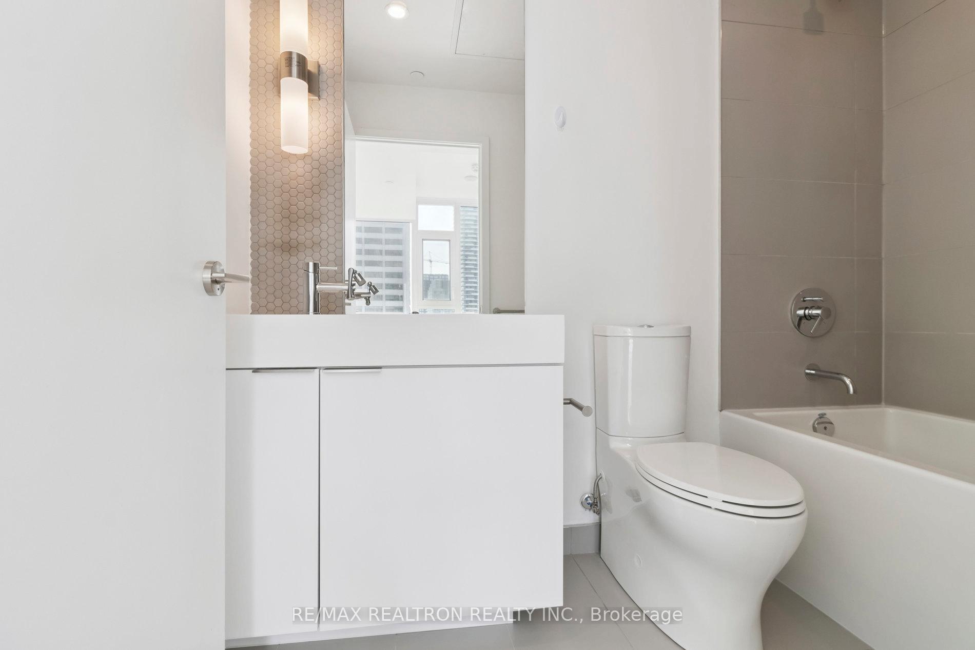 Photo 42 of Unit 2207, 33 Helendale Avenue, Toronto, Yonge-Eglinton — HOMEH