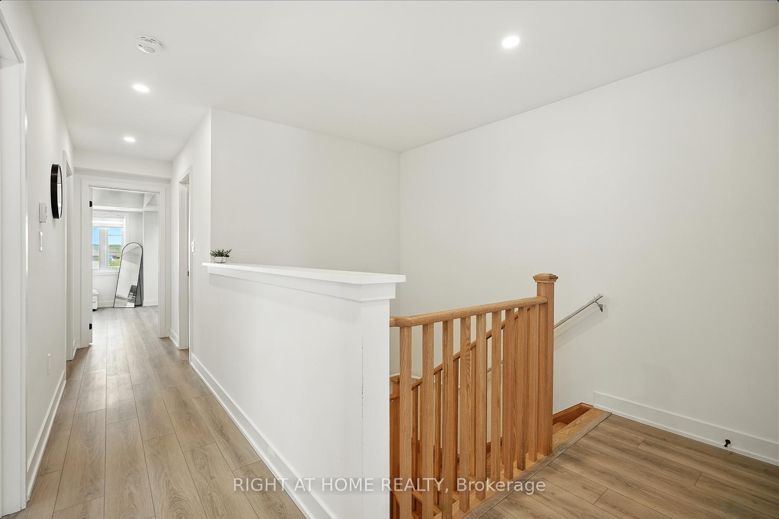 Photo 21 of Unit 3, 53 Pumpkin Corner Crescent, Barrie, Innis-Shore — HOMEH
