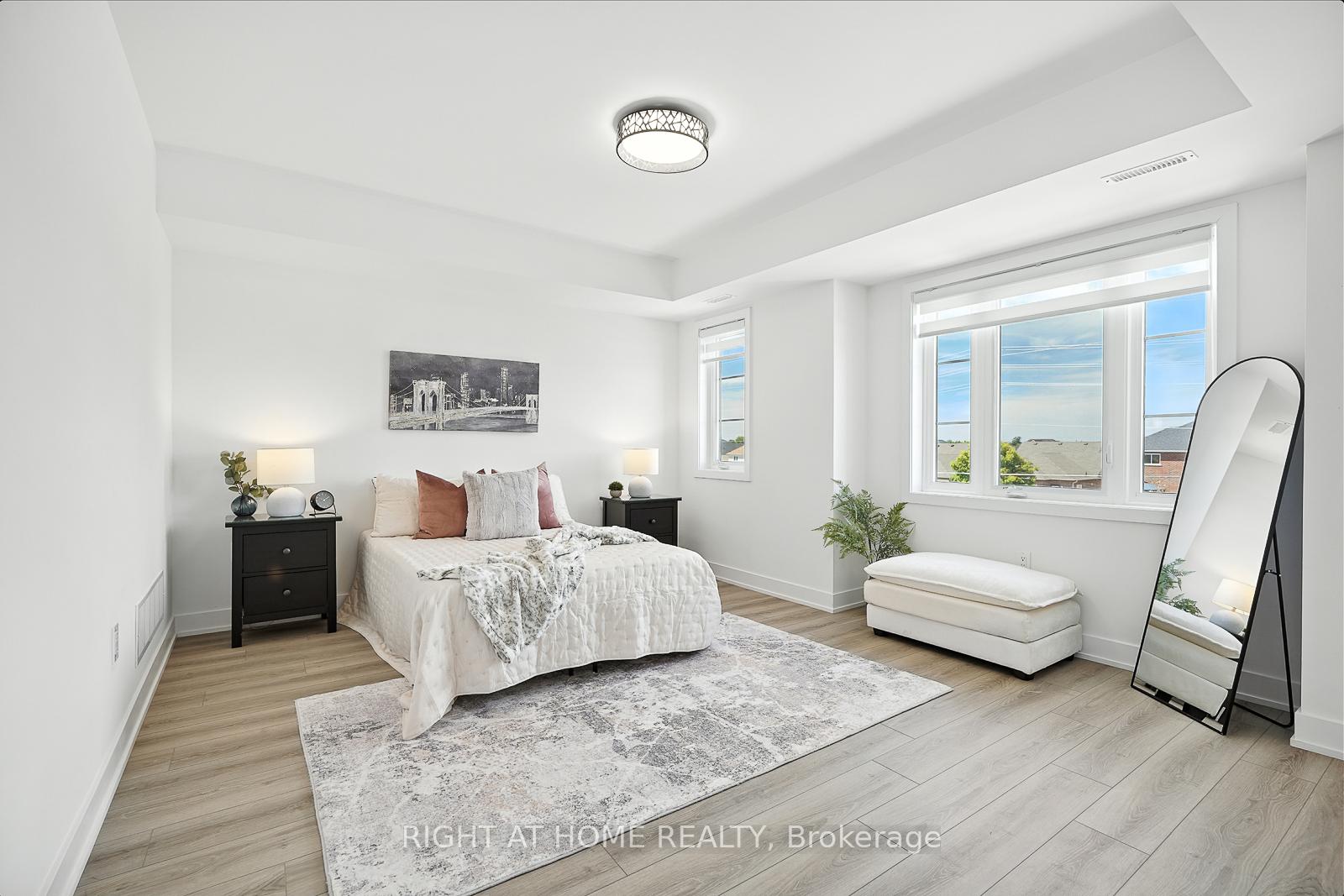Photo 26 of Unit 3, 53 Pumpkin Corner Crescent, Barrie, Innis-Shore — HOMEH