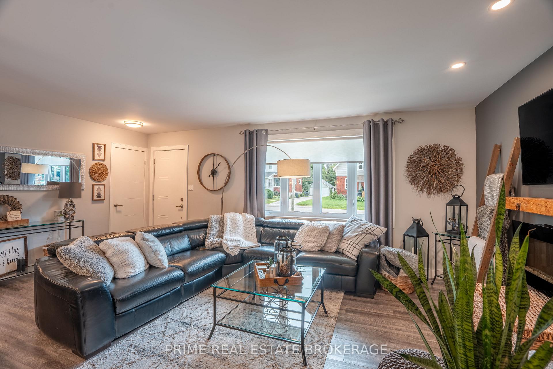 Photo 3 of 94 John Street E, South Huron, Exeter — HOMEH