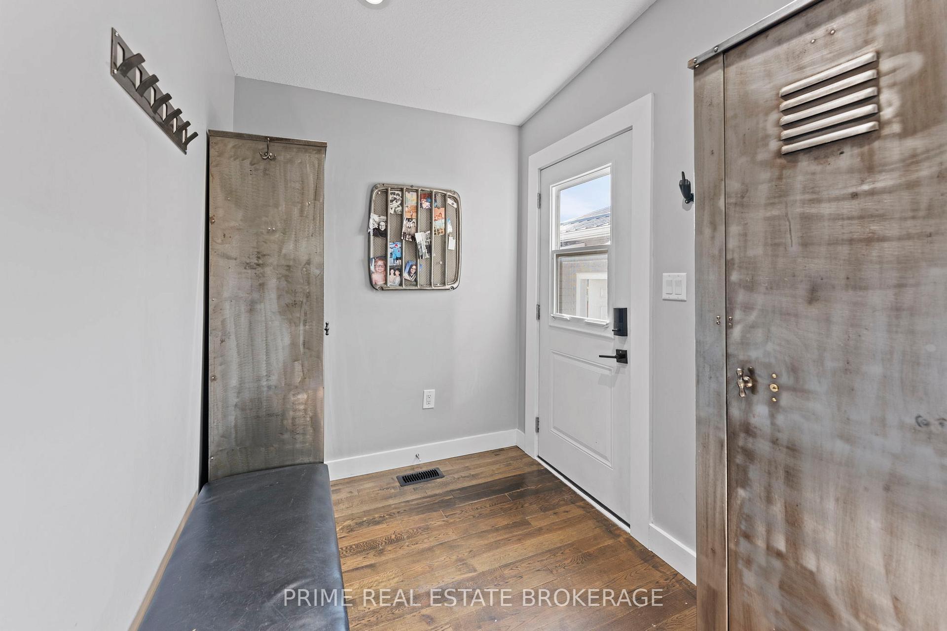 Photo 19 of 28346 Centre Road, Strathroy-Caradoc, Rural Strathroy-Caradoc — HOMEH