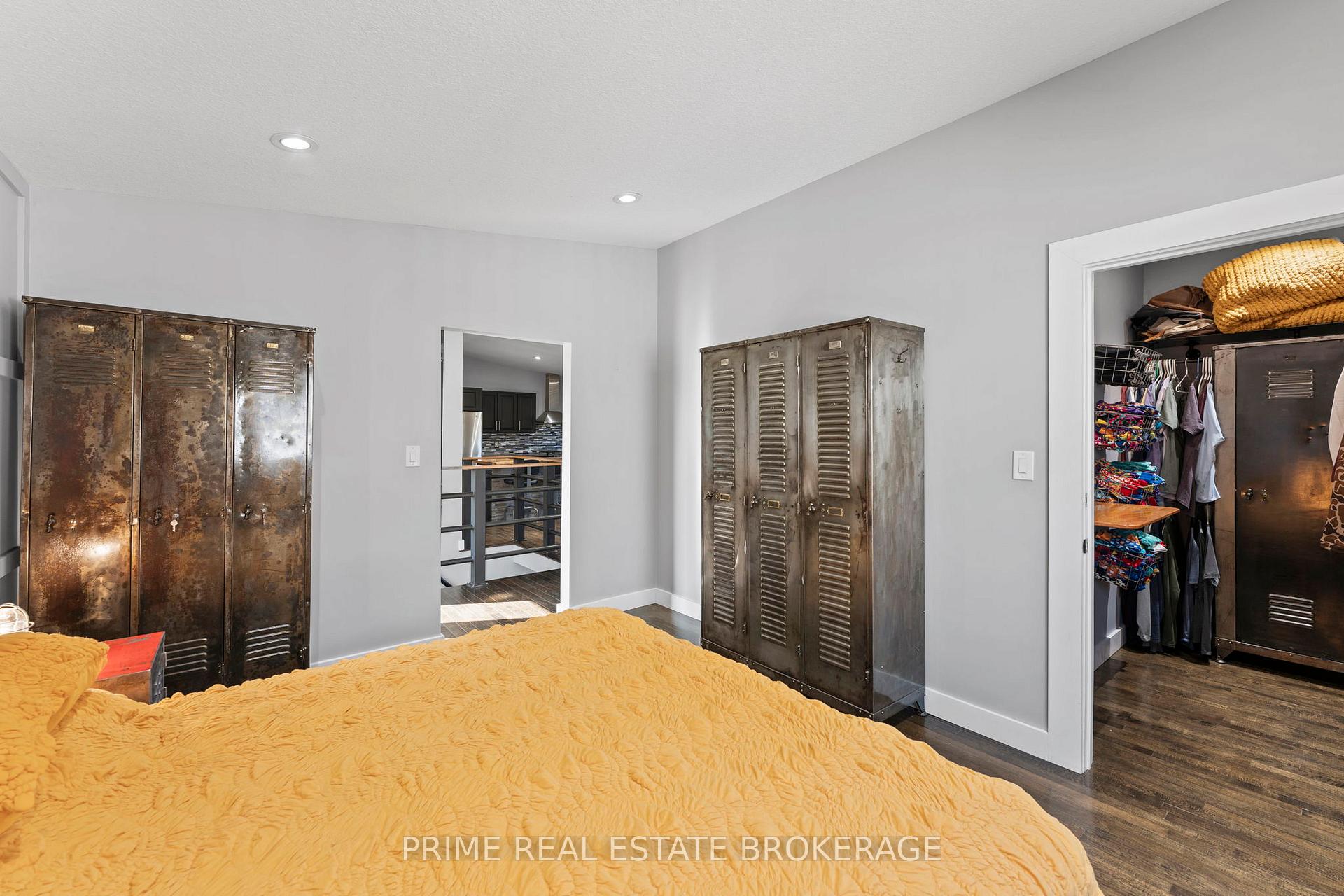 Photo 35 of 28346 Centre Road, Strathroy-Caradoc, Rural Strathroy-Caradoc — HOMEH