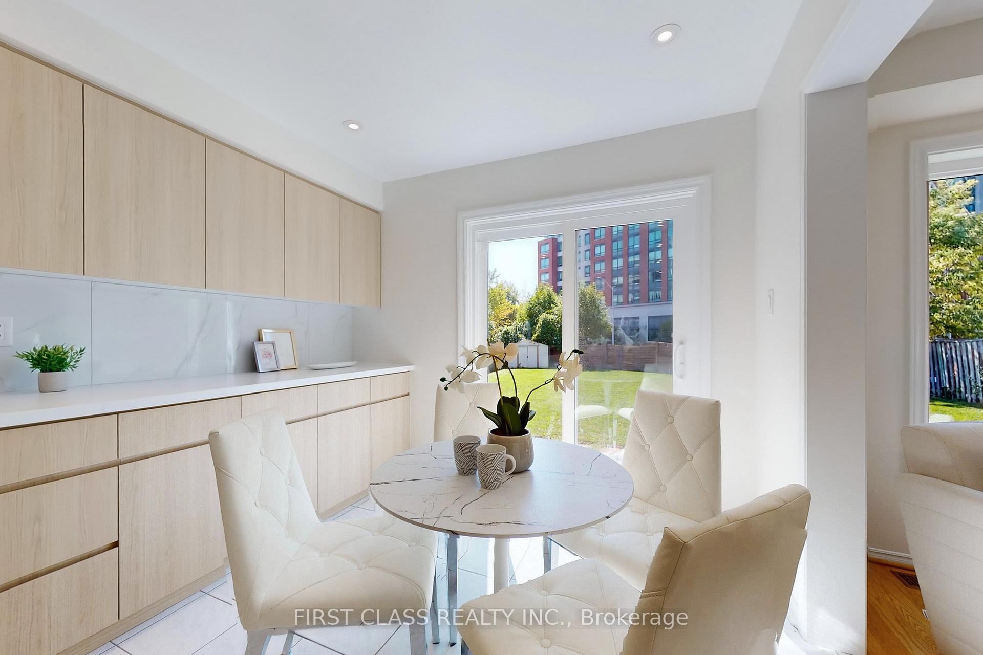 Photo 10 of 53 Manston Crescent, Markham, Milliken Mills East — HOMEH